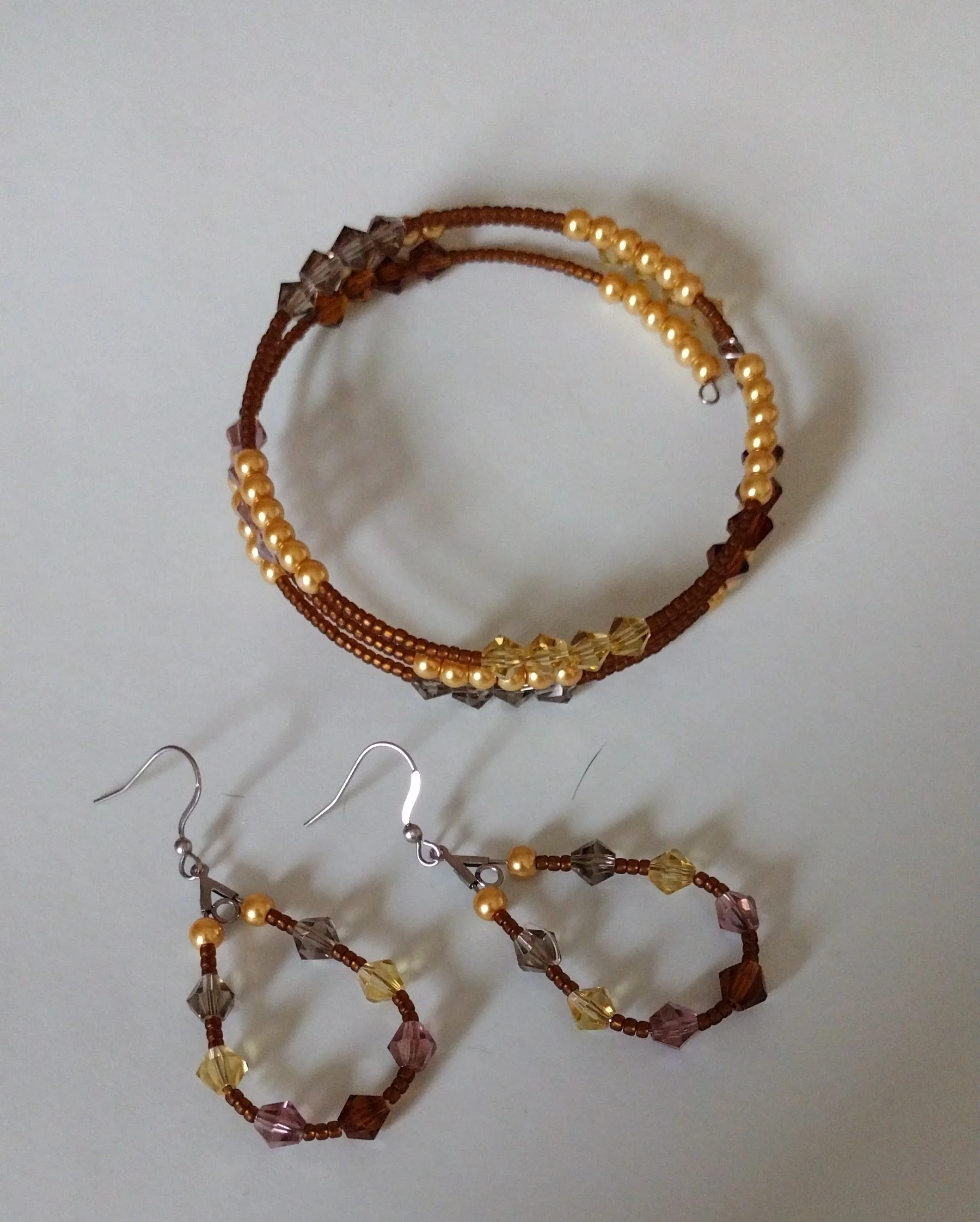 Rootbeer Memory Wire Bangle with Earrings