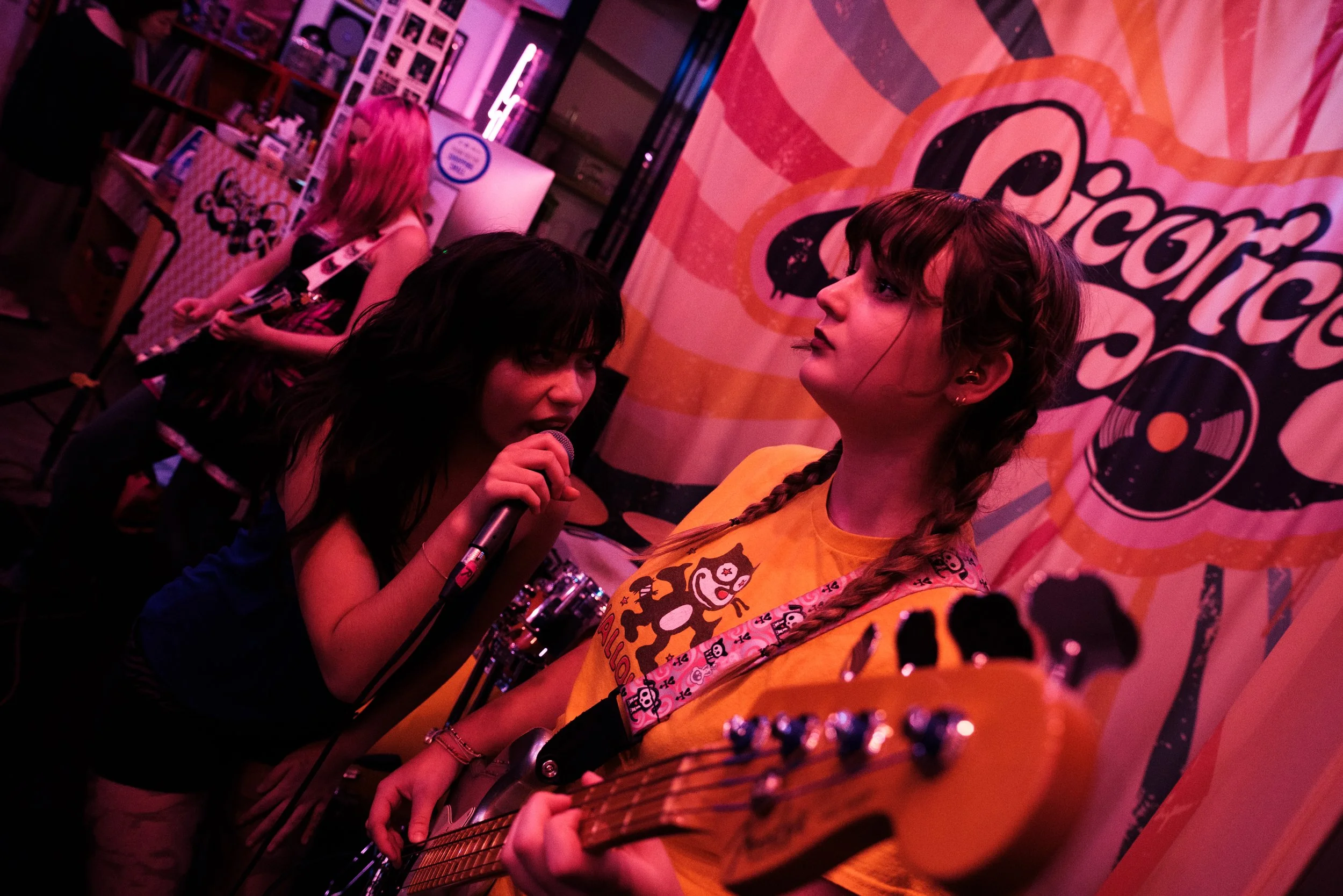 FUJI5864.jpg
