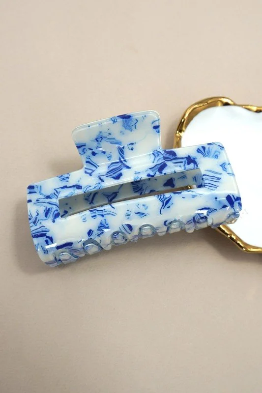 Blue claw clip.jpg