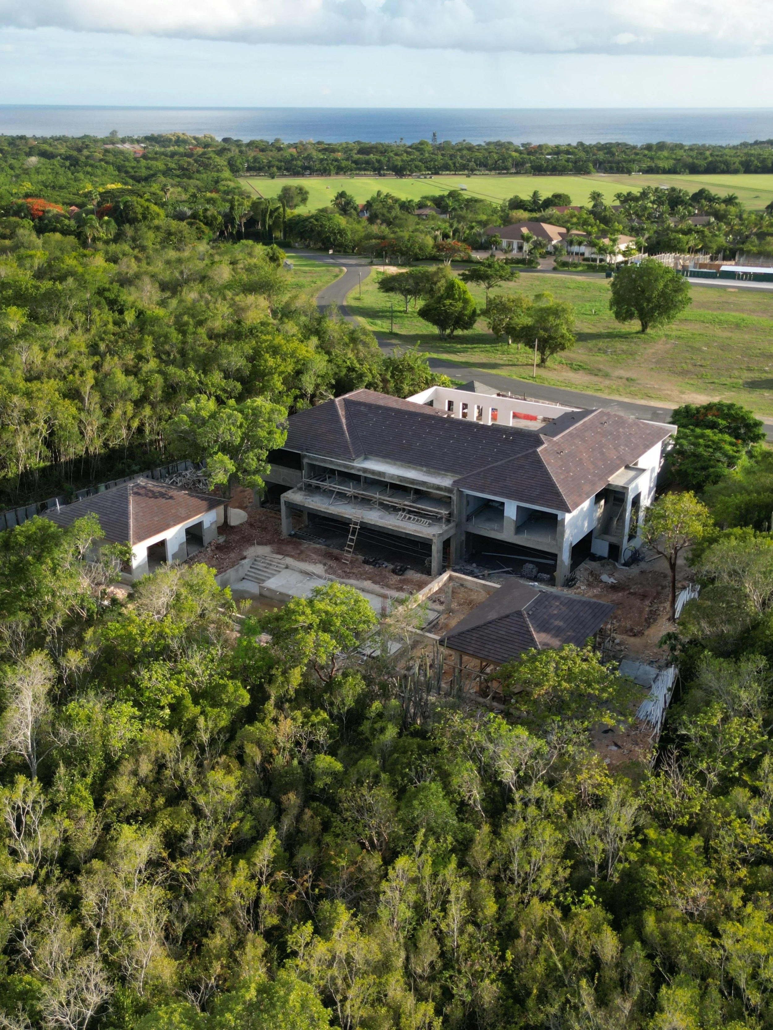Oceanview property under construction by Constructora Cana Roja