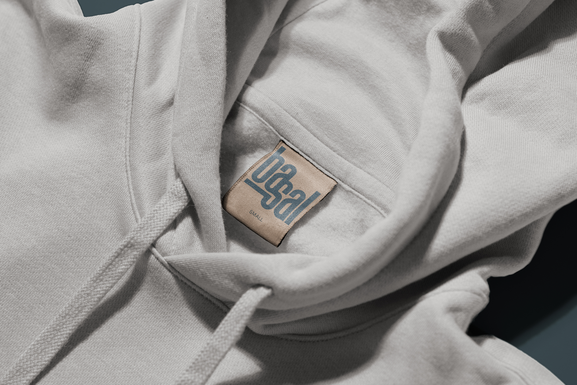 FREE-Hoodie-Label-Mockup_tagsmall.png