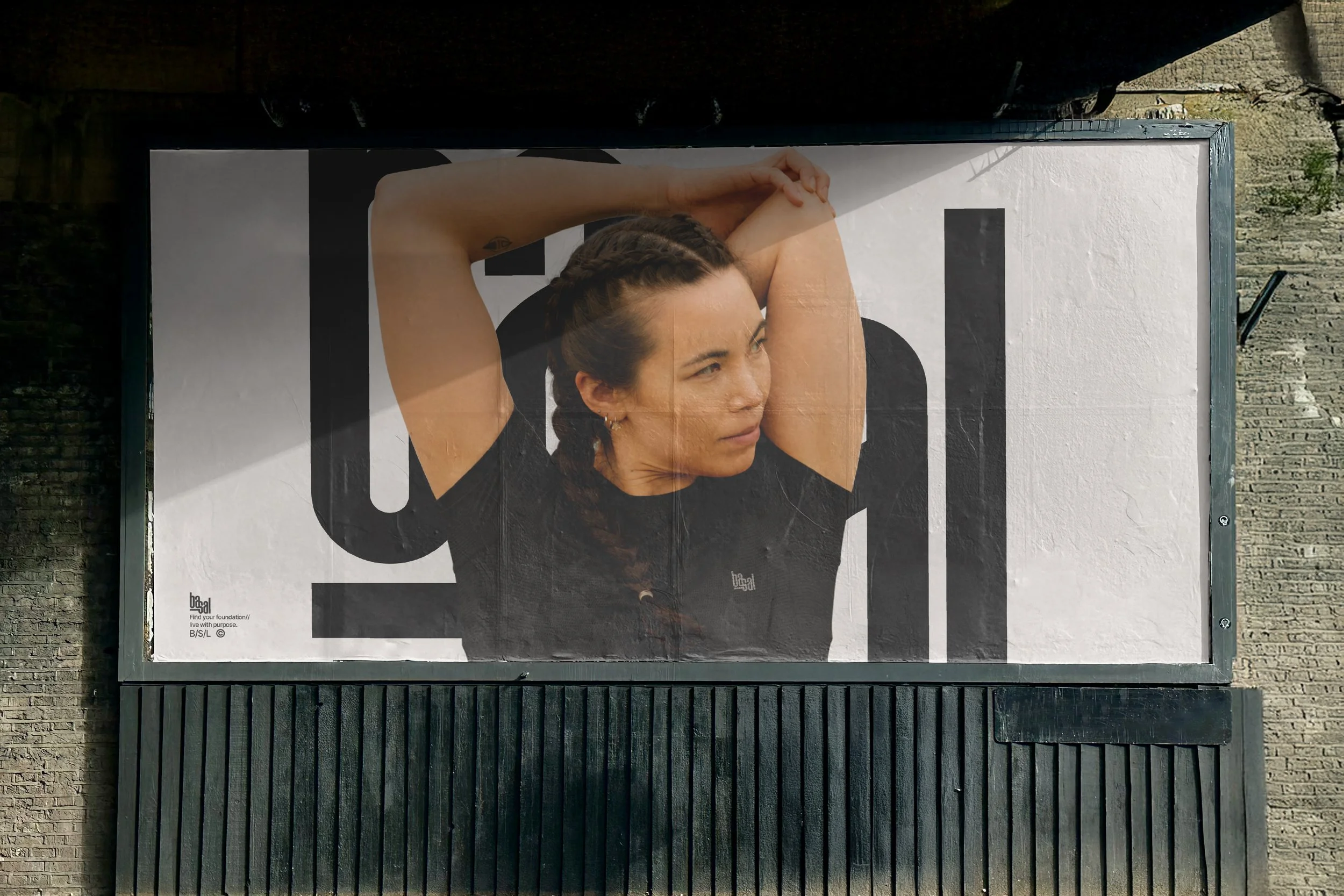 Free-Big-Wide-Billboard-Mockup.jpg
