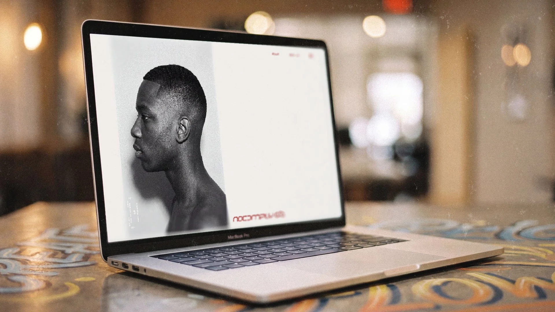 Laptopmocvkup.jpg