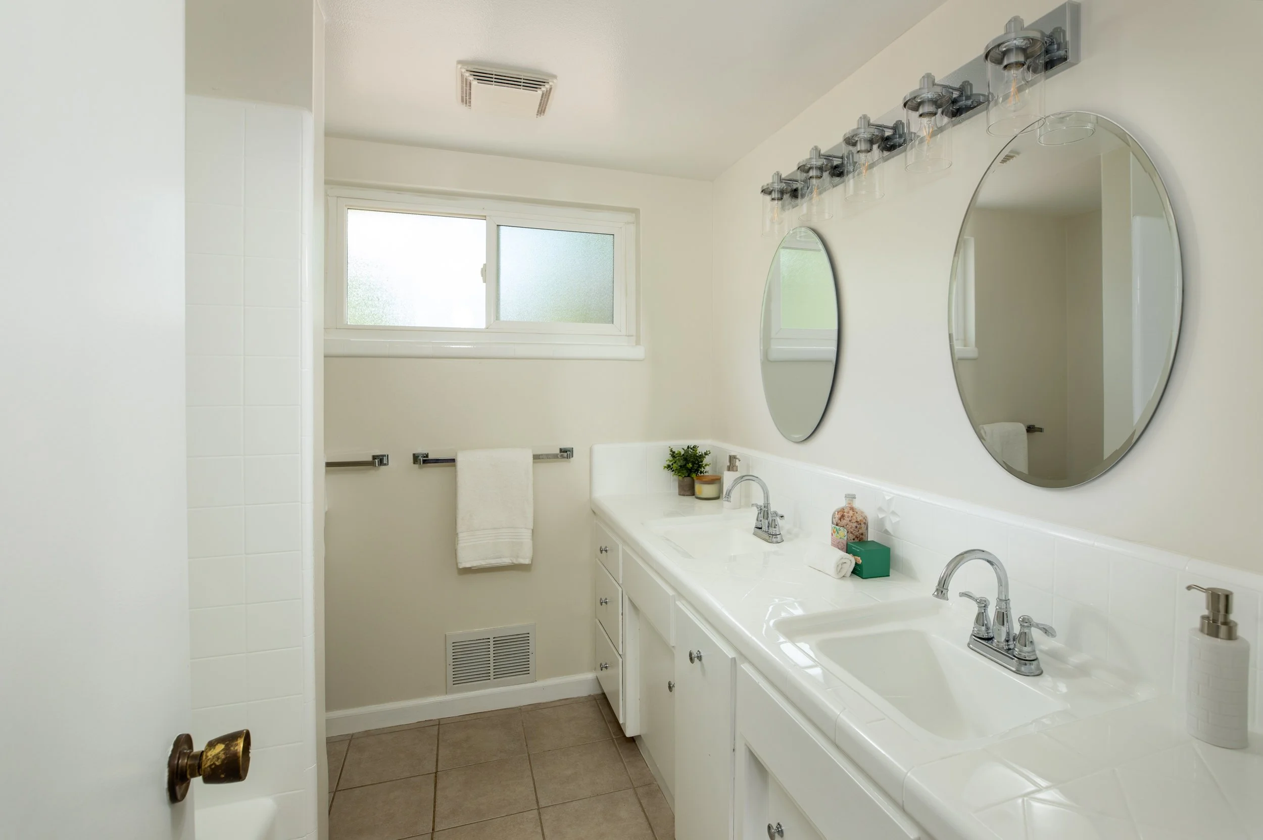 19-Deodara_Matt_Anello-7627-MLS.jpg