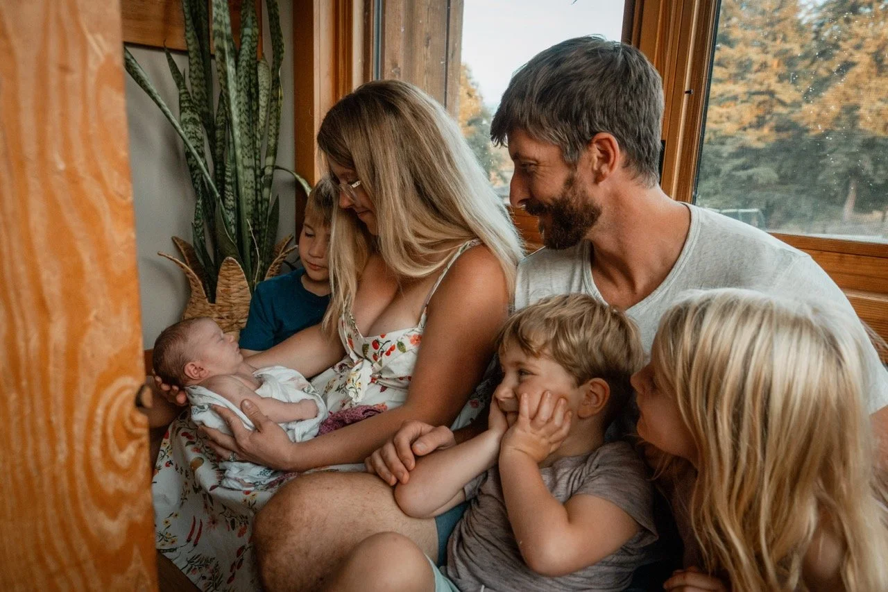 Smith Family Newborn-21 Large.jpeg