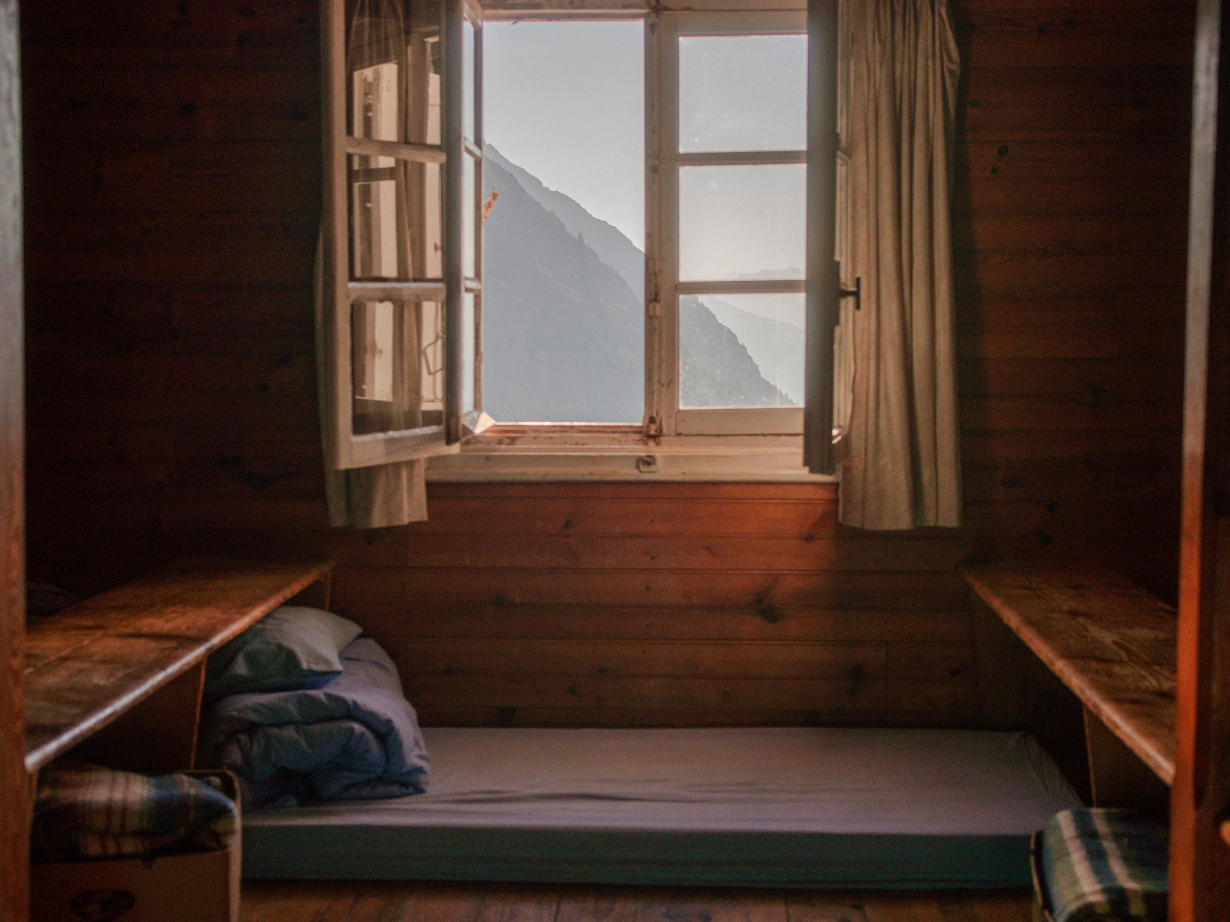 Mountains 10.jpg