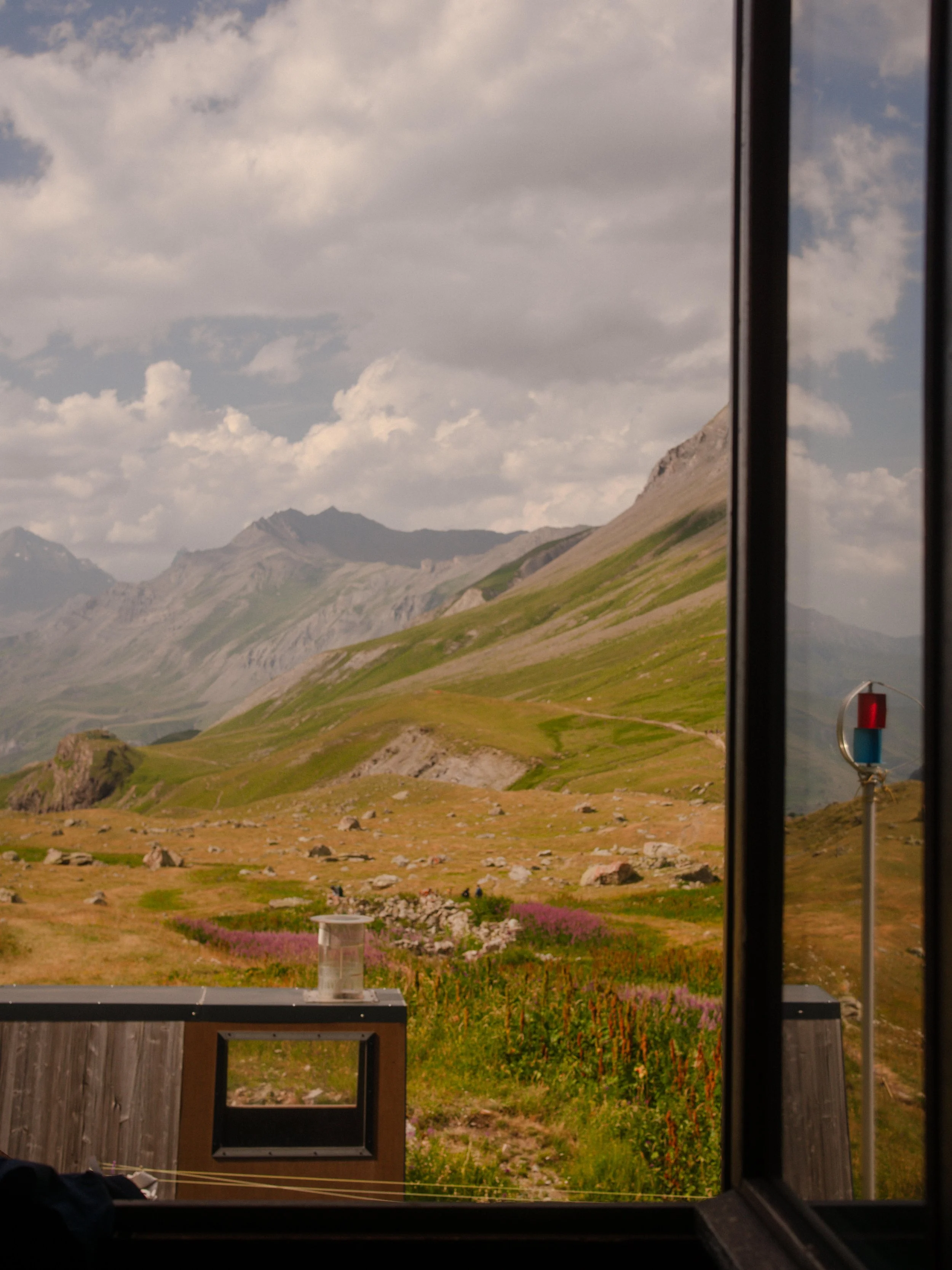 Mountains 6.jpg