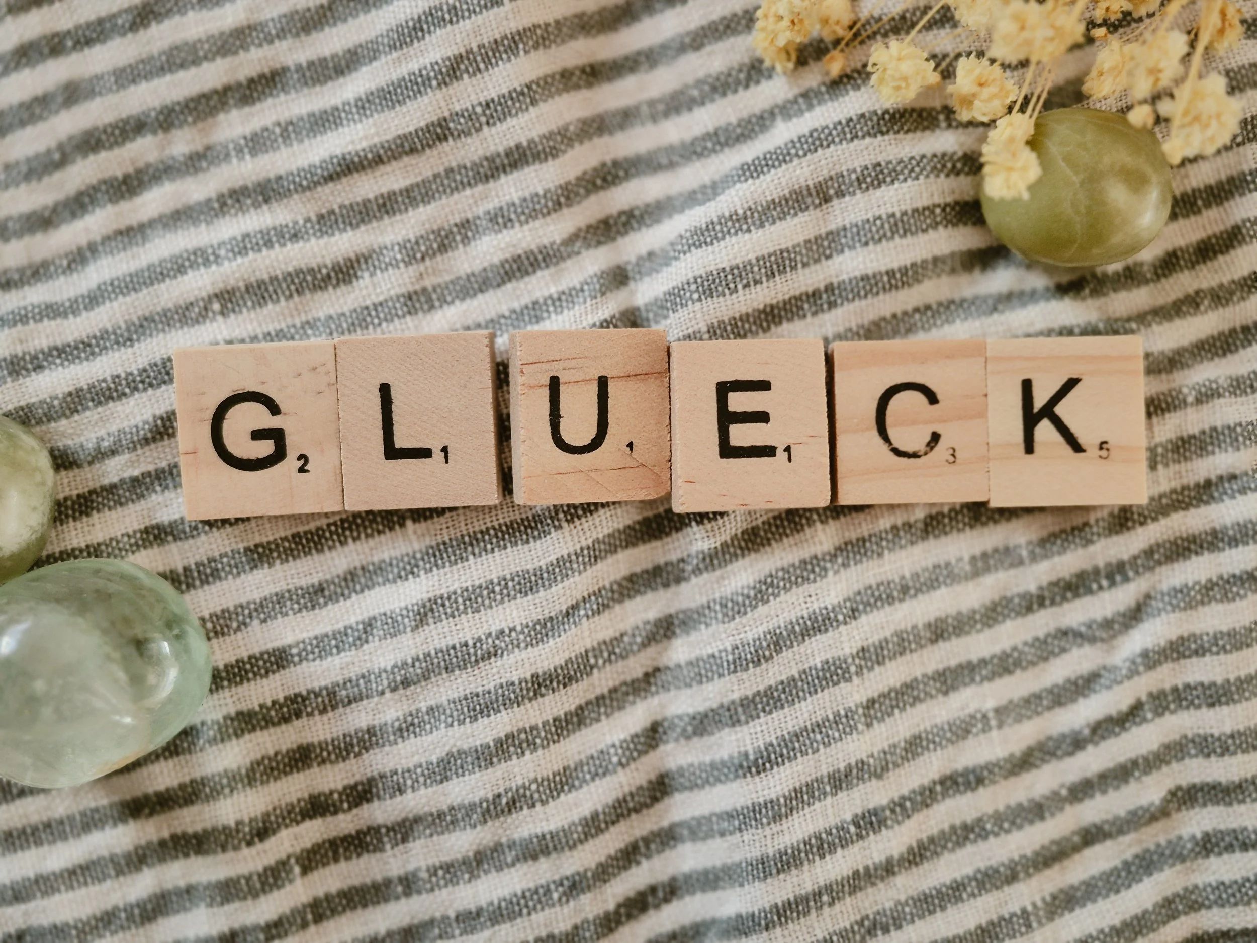 Warum feiern wir eigentlich Glückssymbole?