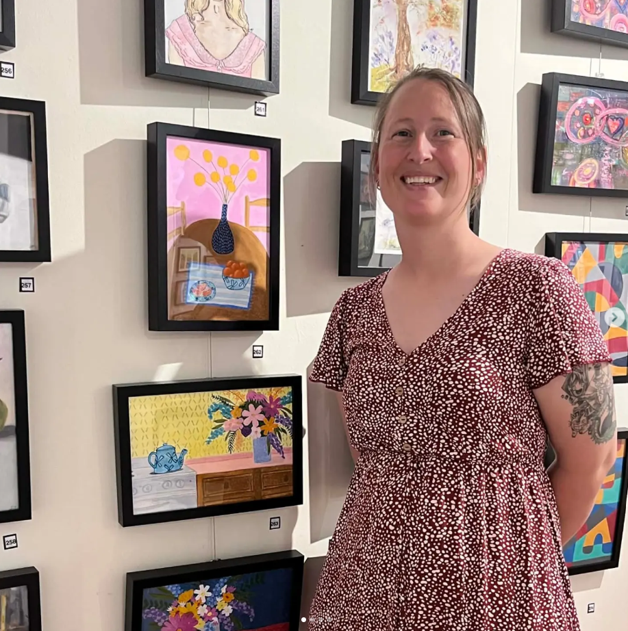 Elizabeth, the artist behind Paint & Play
