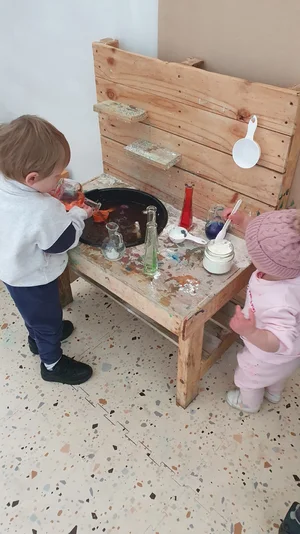 Messy Play session at Paint & Play