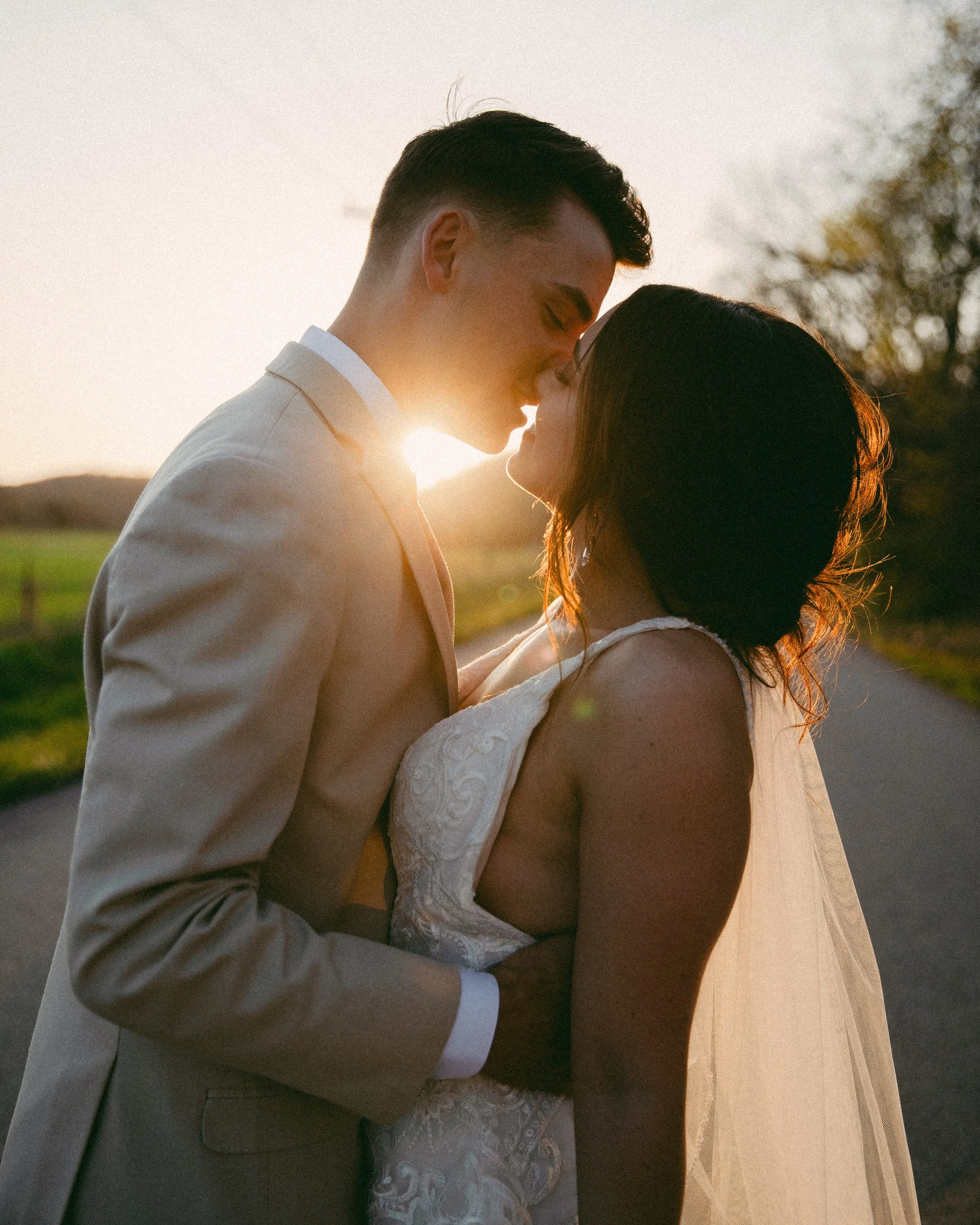 St. Louis Documentary-style wedding photography on 35mm film, 120 film, and digital by Trevor Lovatto