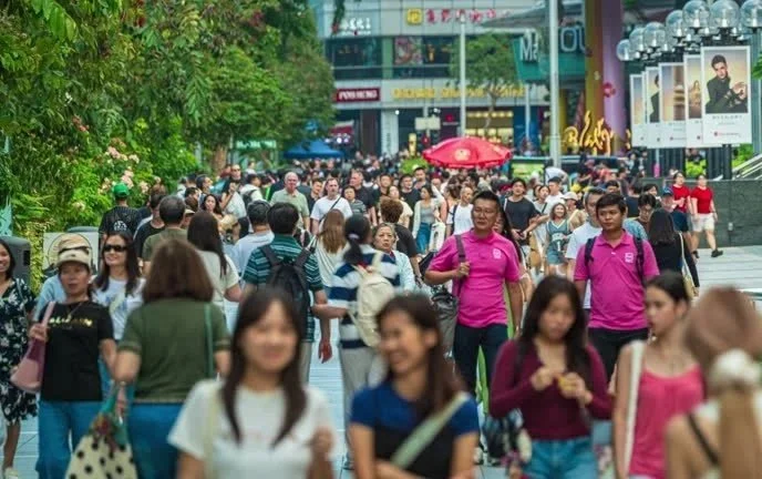 Turning a crowd into a community that could recognise itself