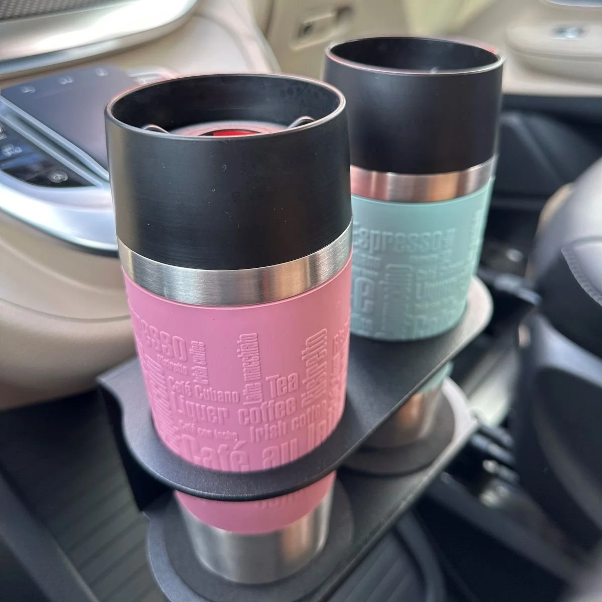 vwch2-vancupholder-duo-05-1920w.jpg