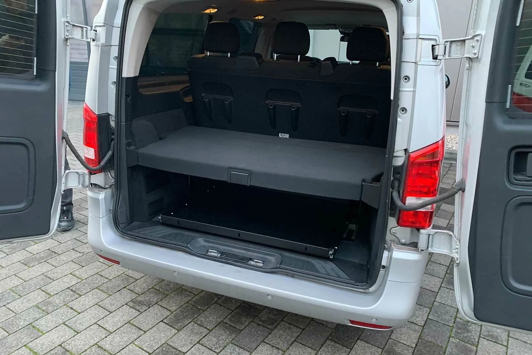 vs800mph-a-vanslide-800-fuer-mercedes-marcopolo-horizon-activity-vito-v-klasse-03-1920w.jpg