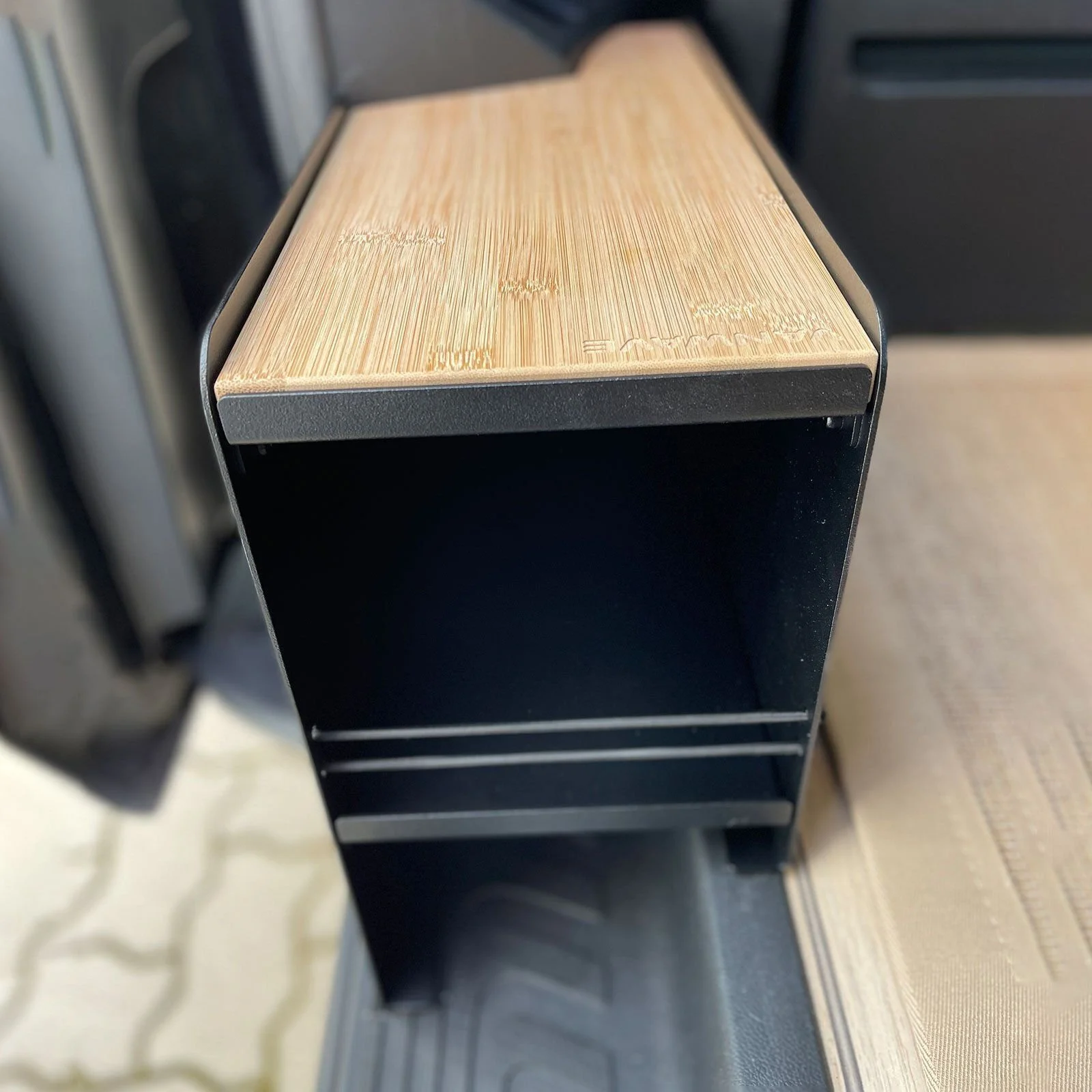 vrbb-vanrackboard-02-1920w.jpg
