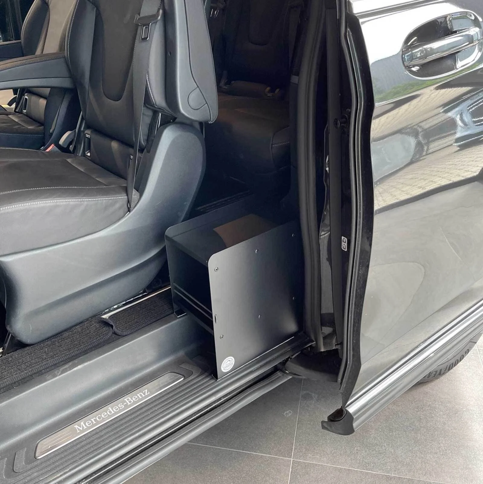 vwr3-v01-vanrack-horizon-links-03-1920w.jpg