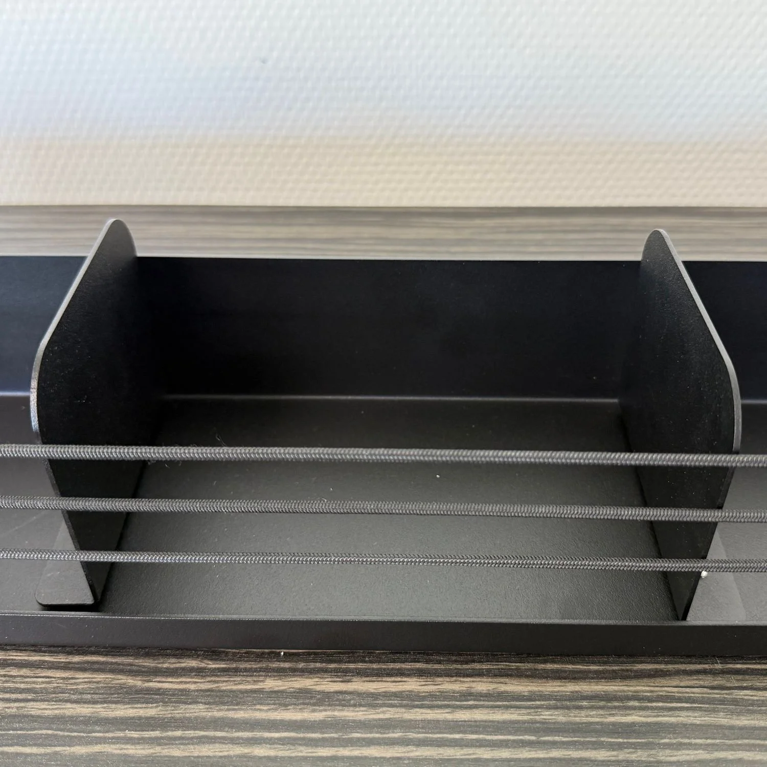 vwvs3-v01-vanshelf-3-13-1920w.jpg