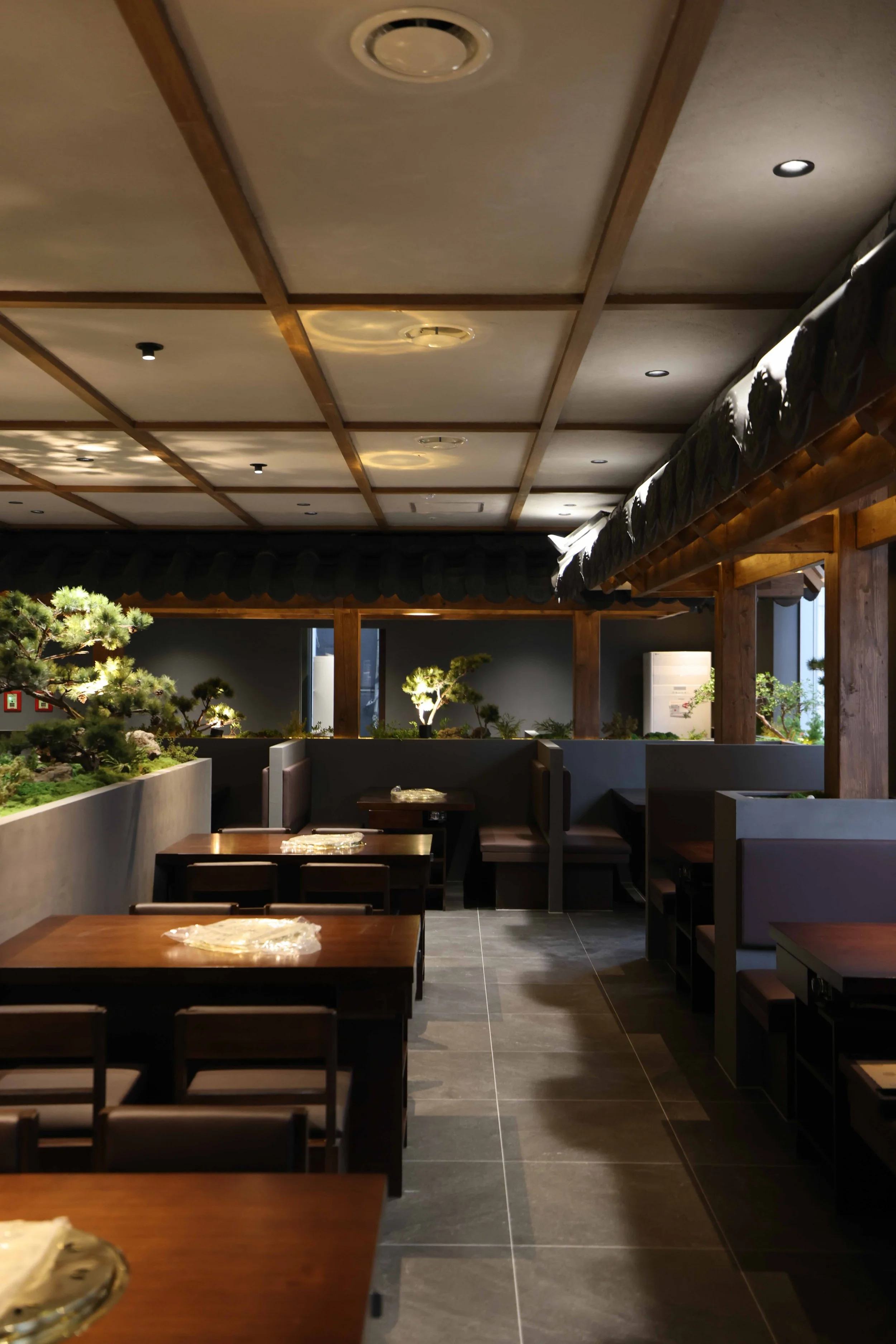 Interior Myeongdong Korean BBQ Hanwoojeong.jpg
