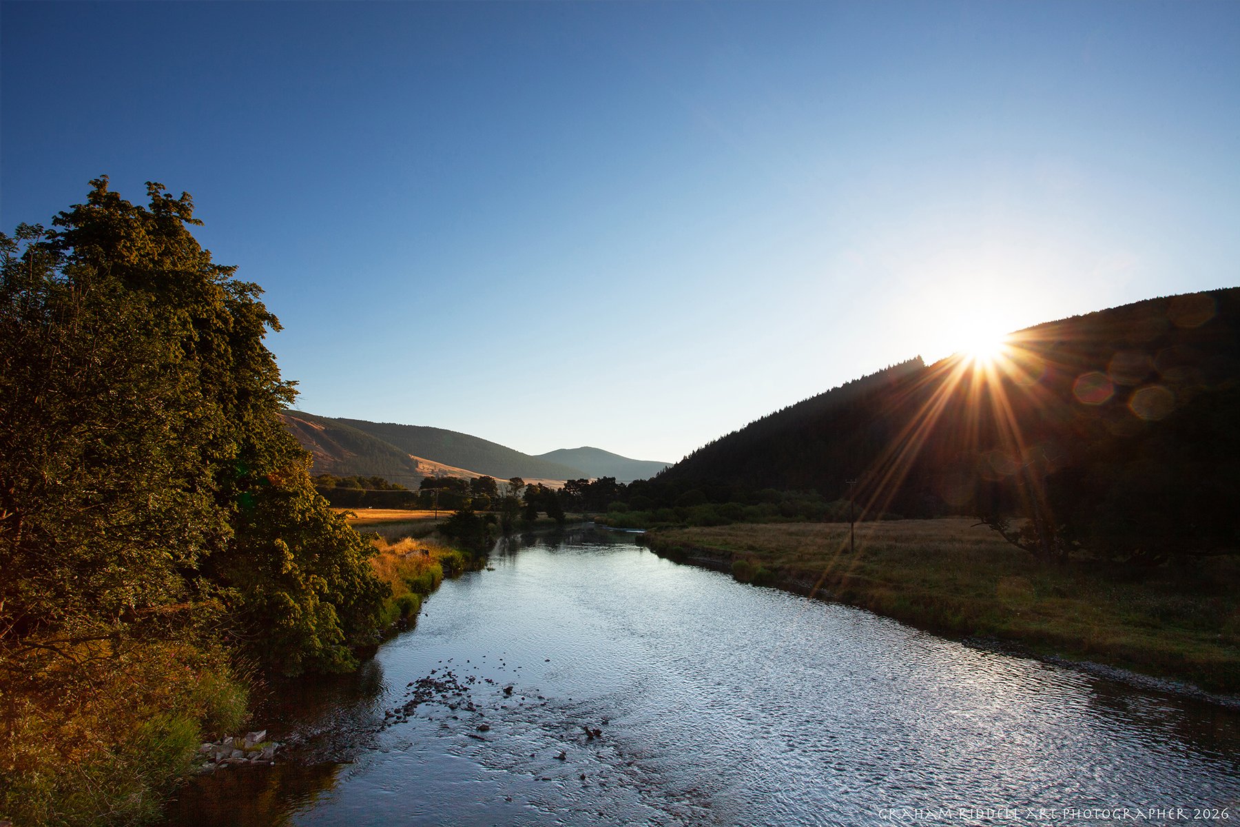 Tweed Sunrise from Traquair Road Bridge_1393-OS copy (1).jpg