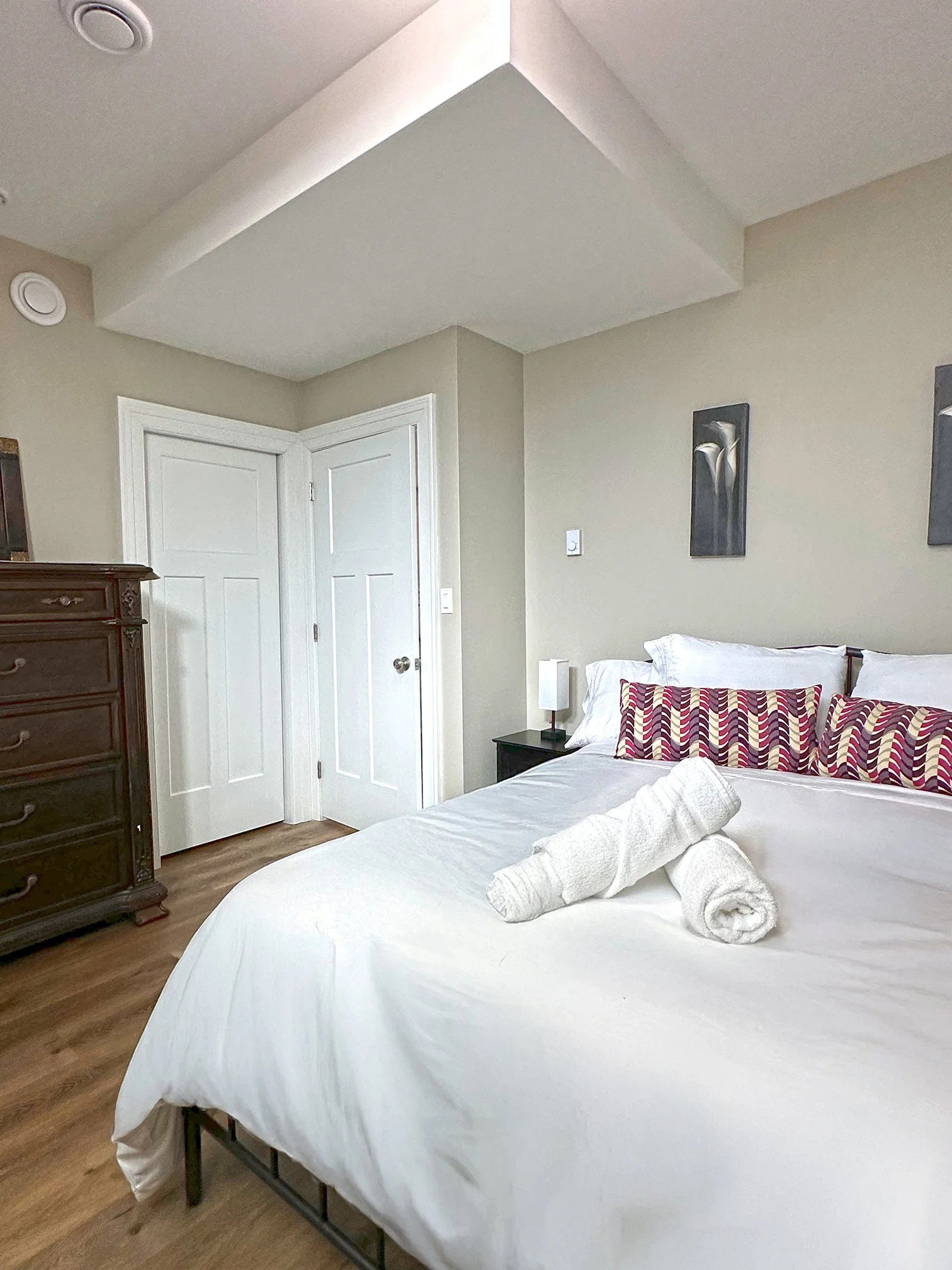 Bedroom/Bathroom/Laundry