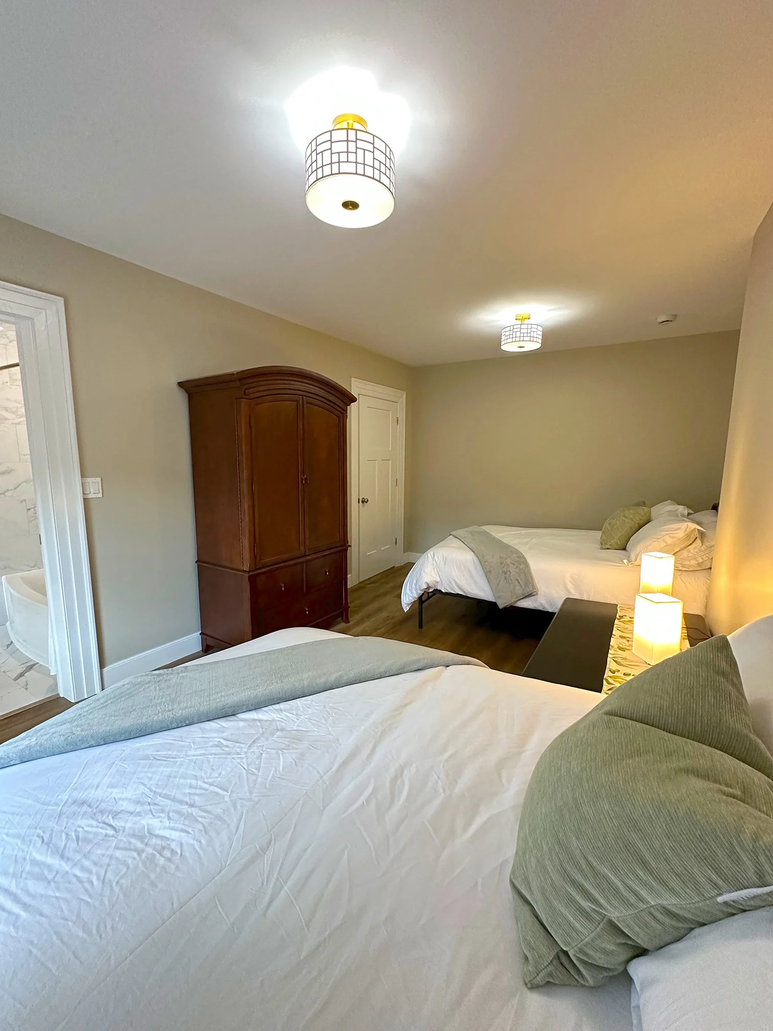 bedroom 4 4.jpg