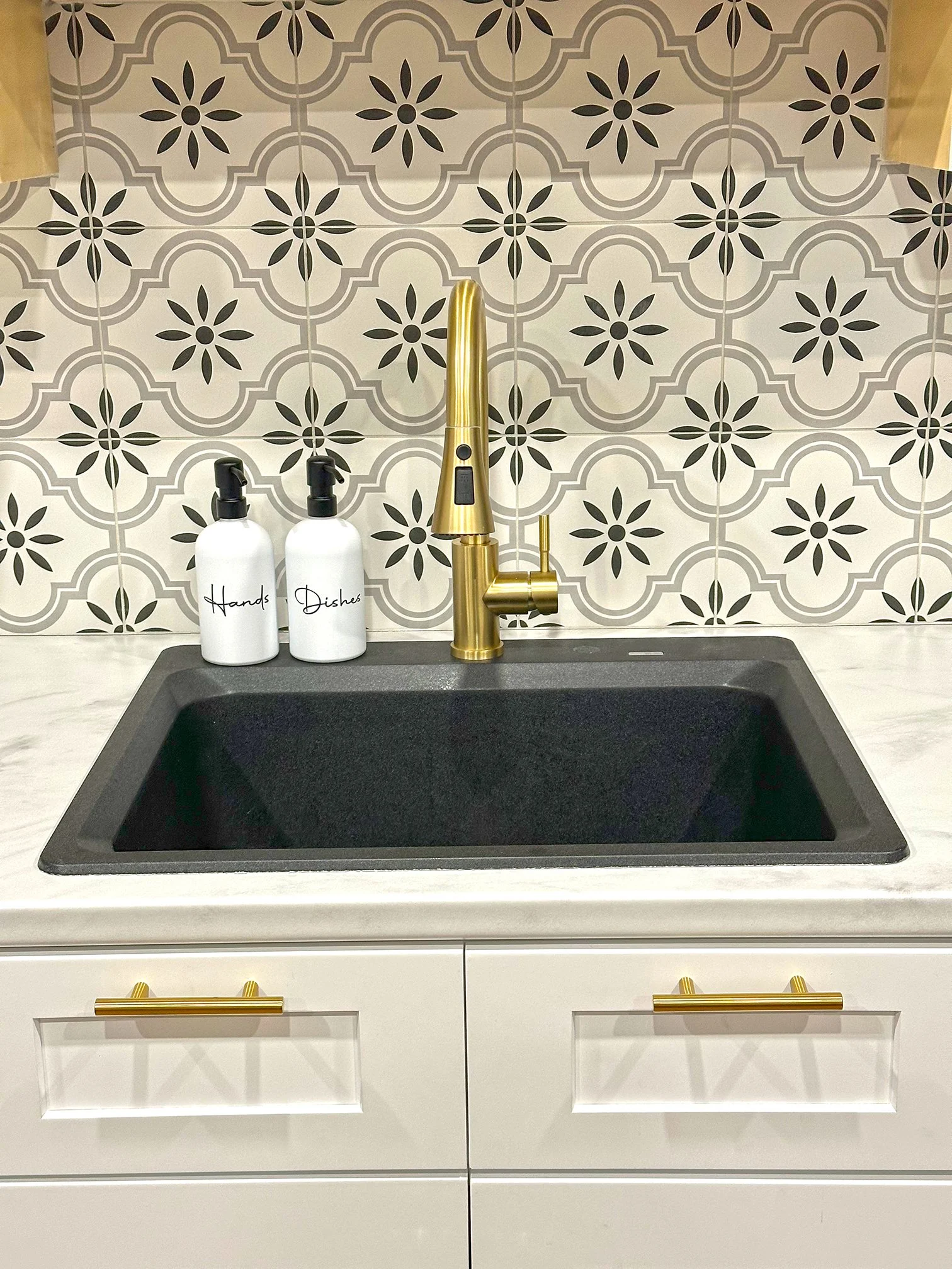 kitchen living 7.jpg