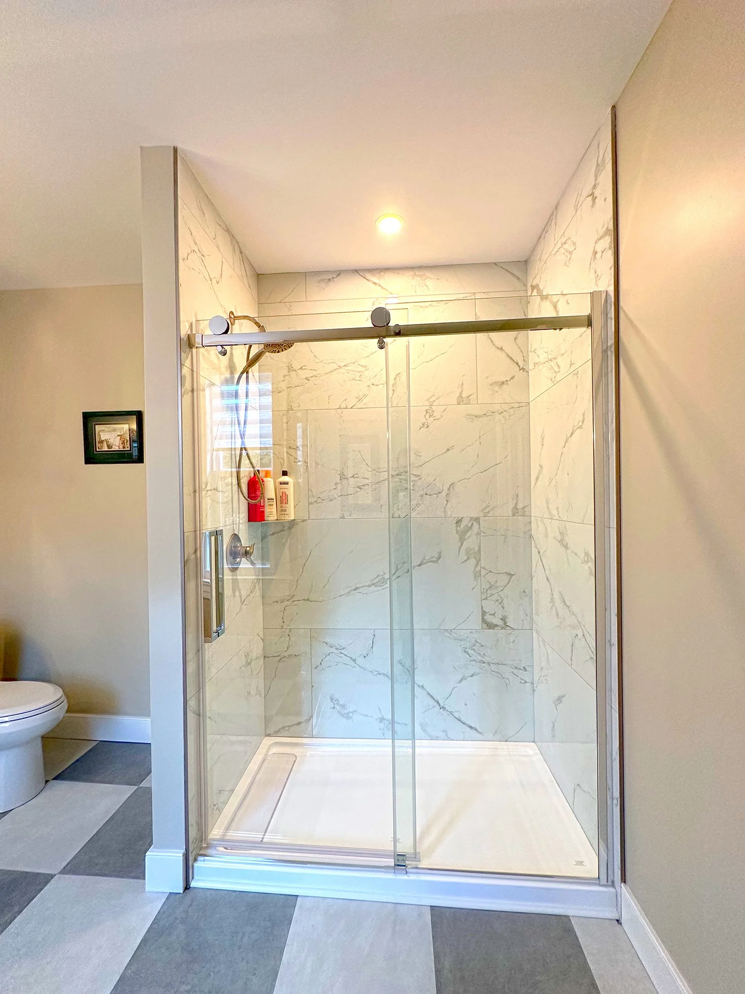 bathroom 2 2.jpg