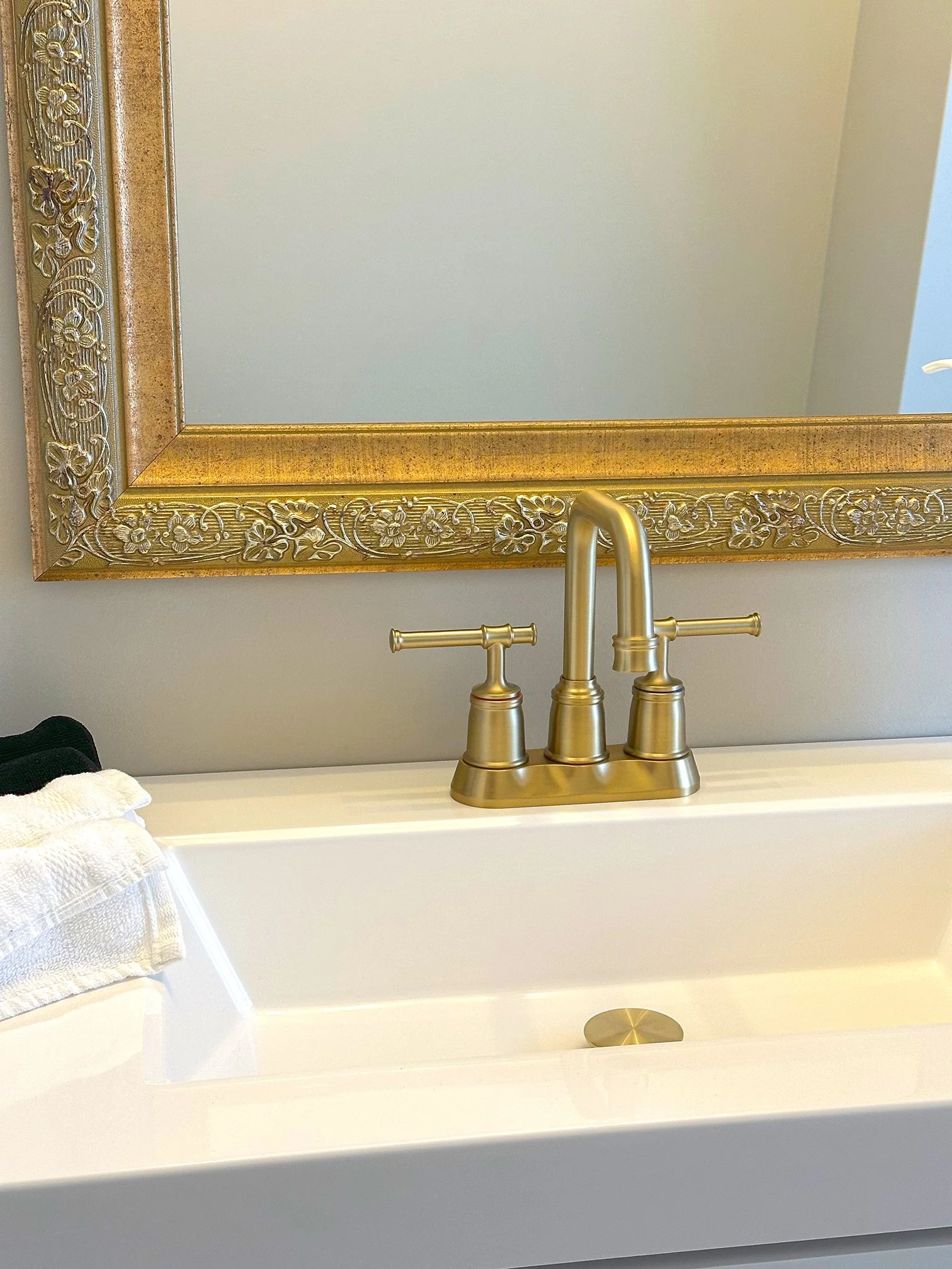 bathroom 3 3.jpg