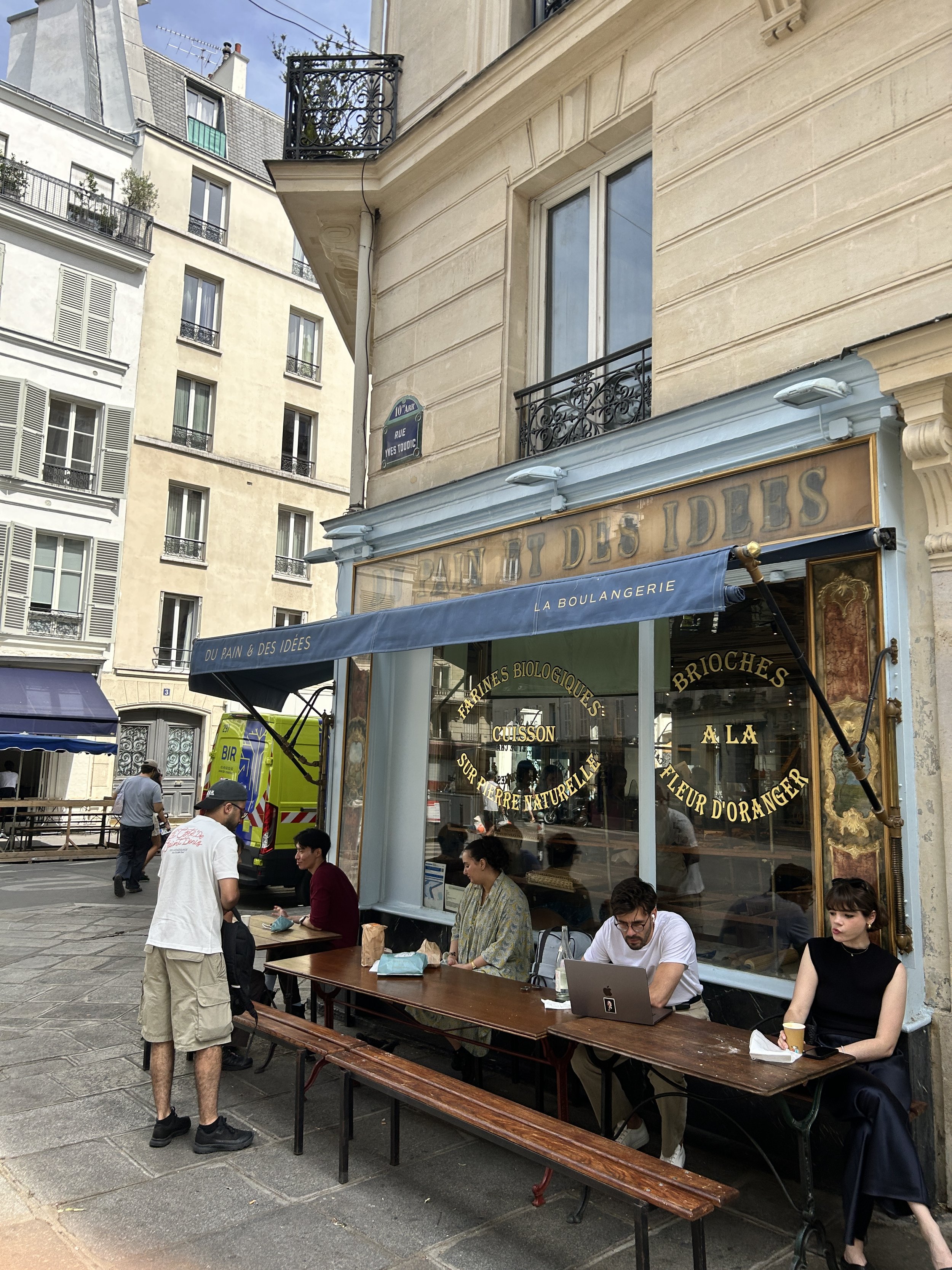 Du Pain et Des Idees