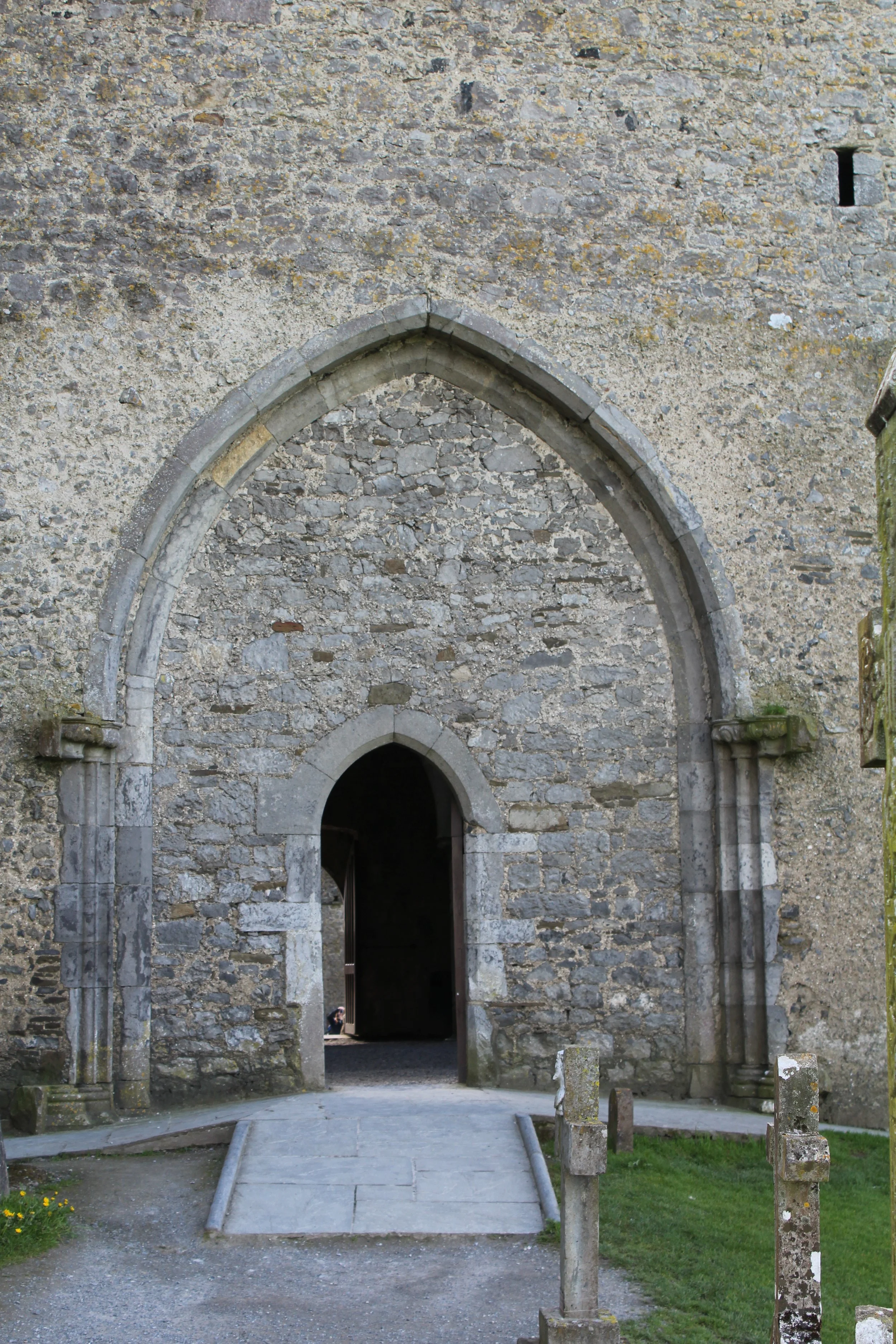 15-0513_Rock of Cashel-18.JPG