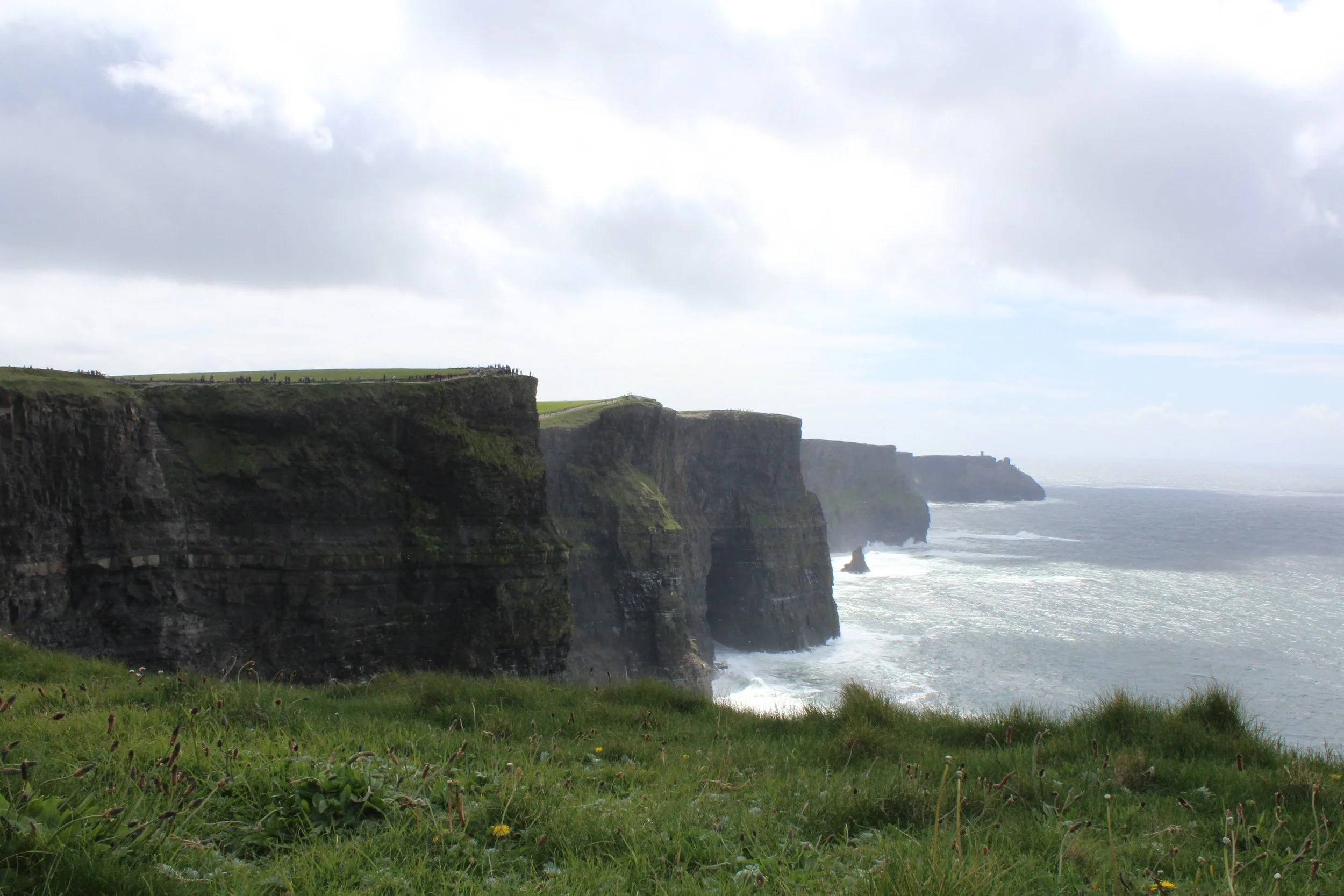 15-0516_Clare_Cliffs of Moher-39.JPG