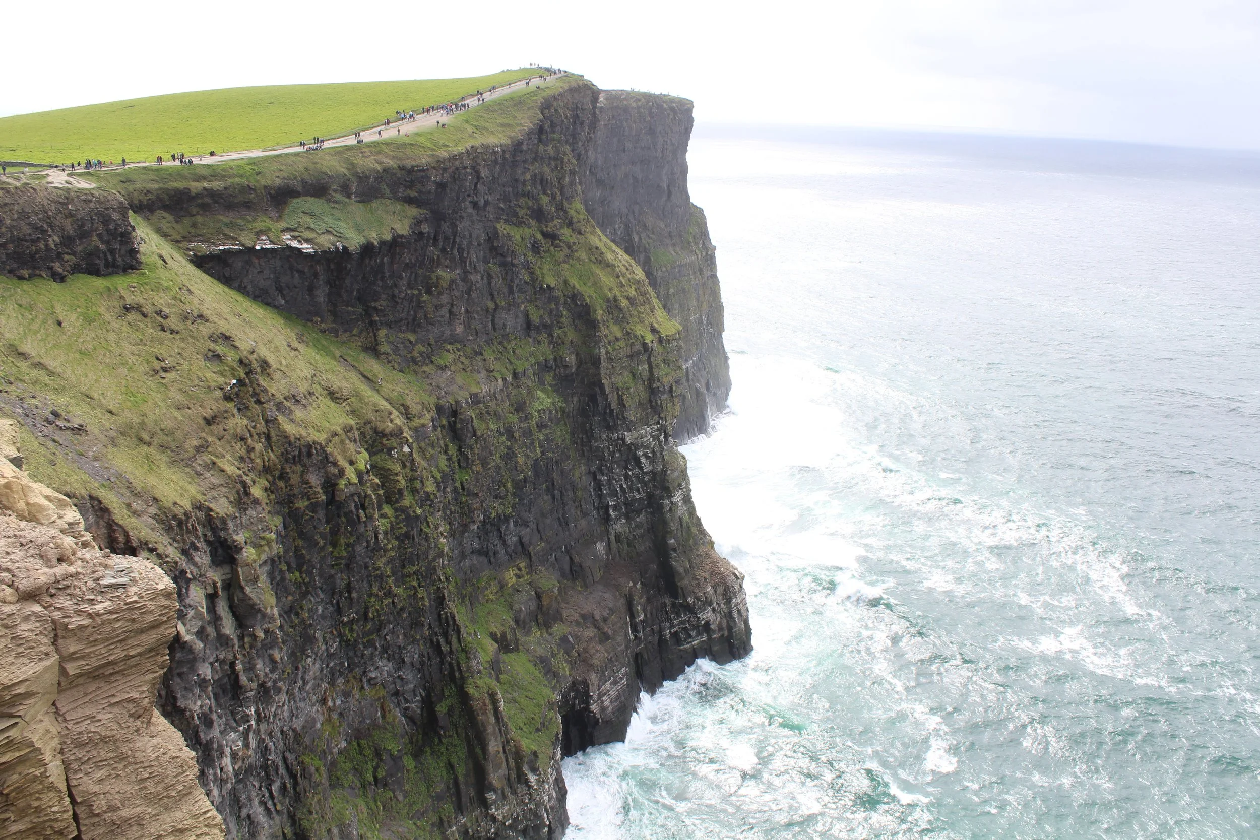 15-0516_Clare_Cliffs of Moher_79.JPG