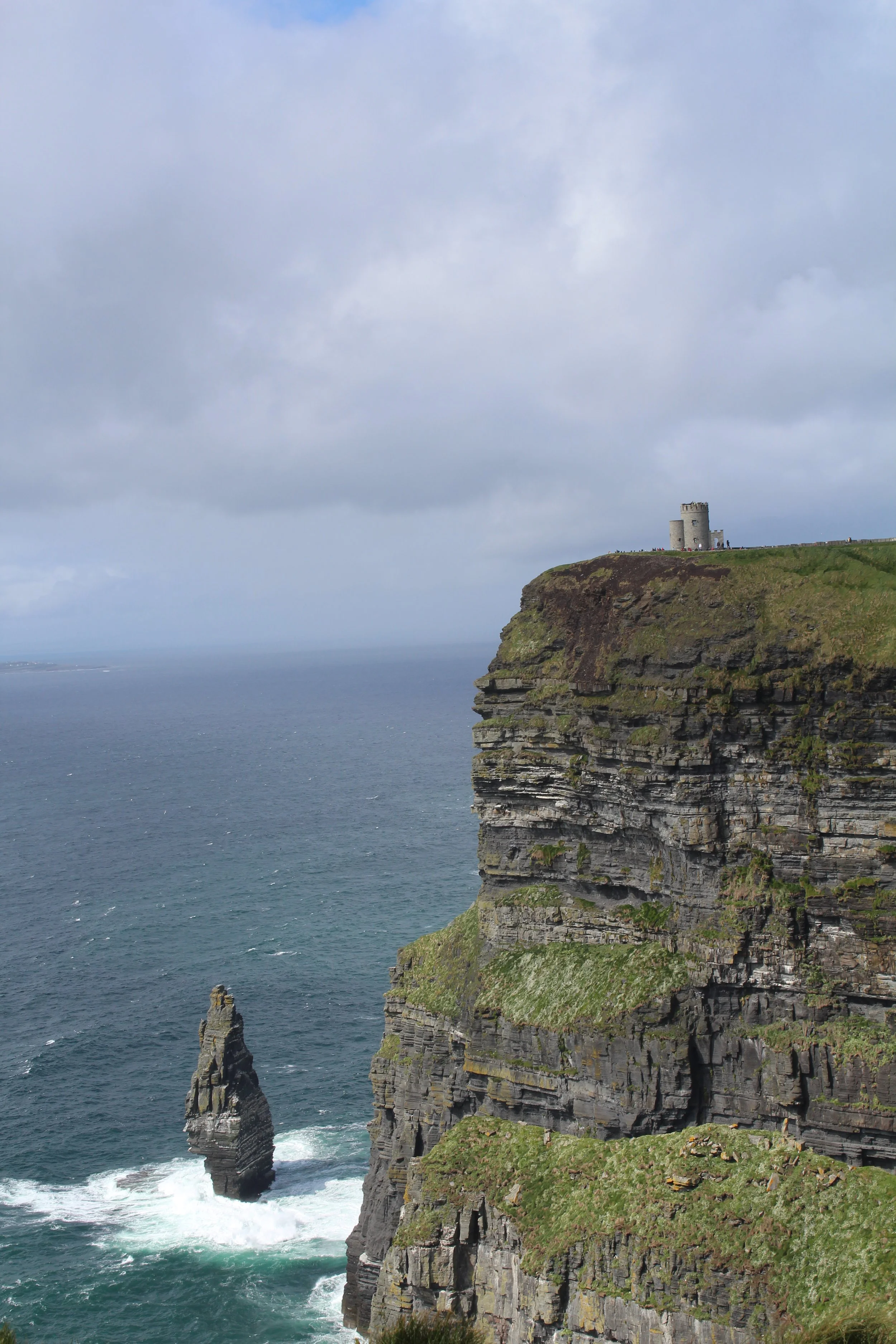 15-0516_Clare_Cliffs of Moher_76.JPG