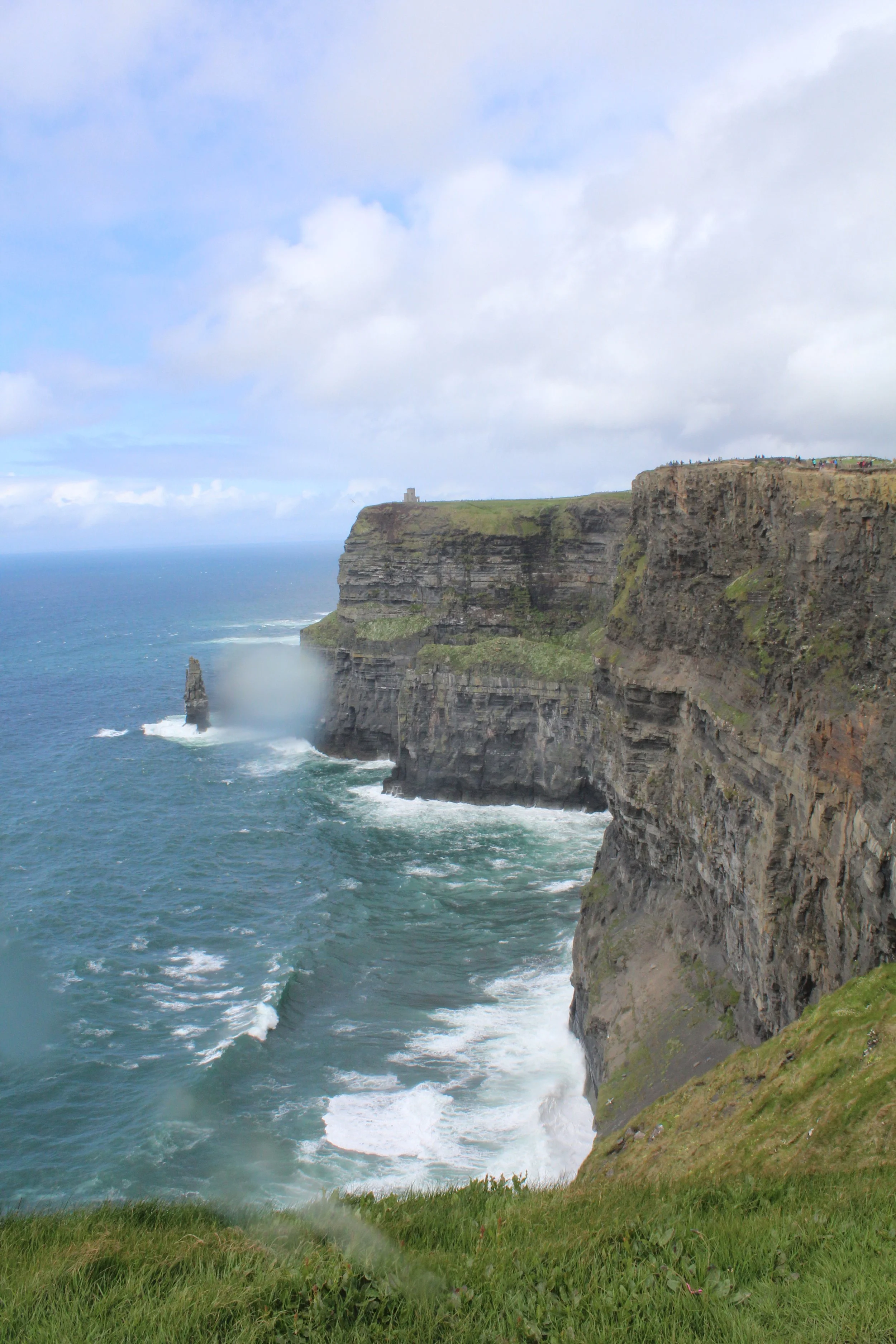 15-0516_Clare_Cliffs of Moher-82.JPG