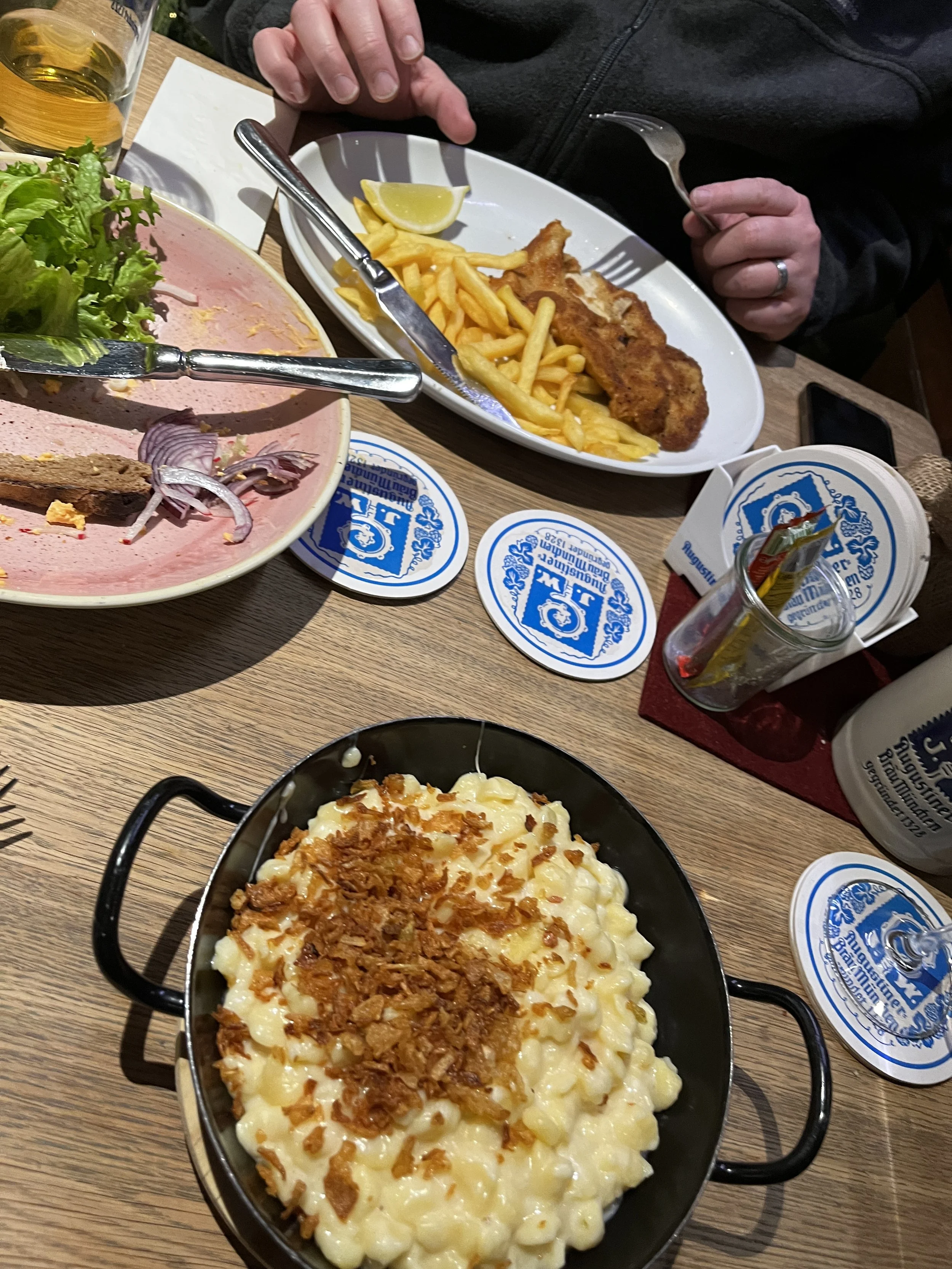 Augustiner am Platzl Restaurant C.jpg