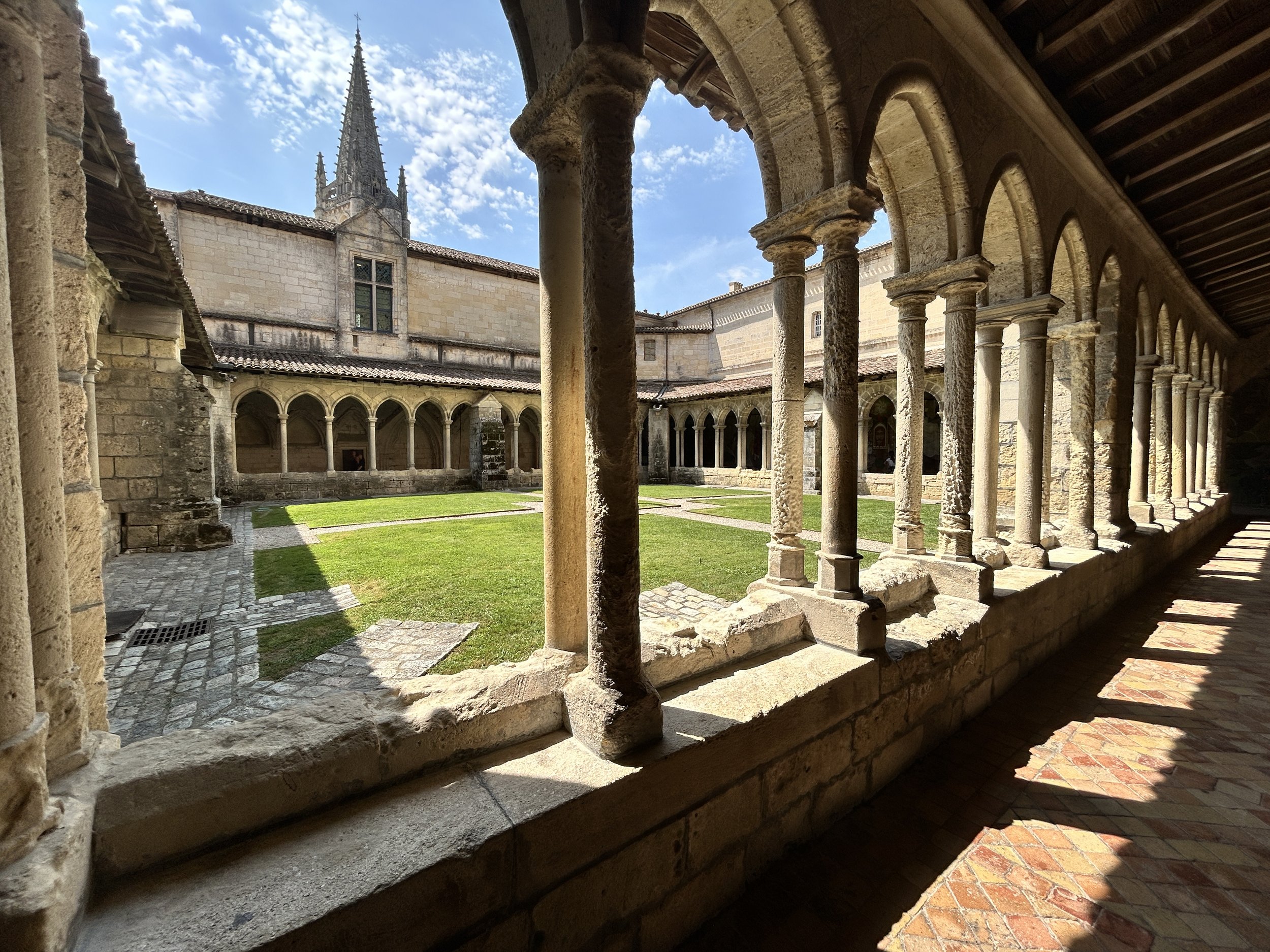 Eglise Collegiale De Saint-Emilion