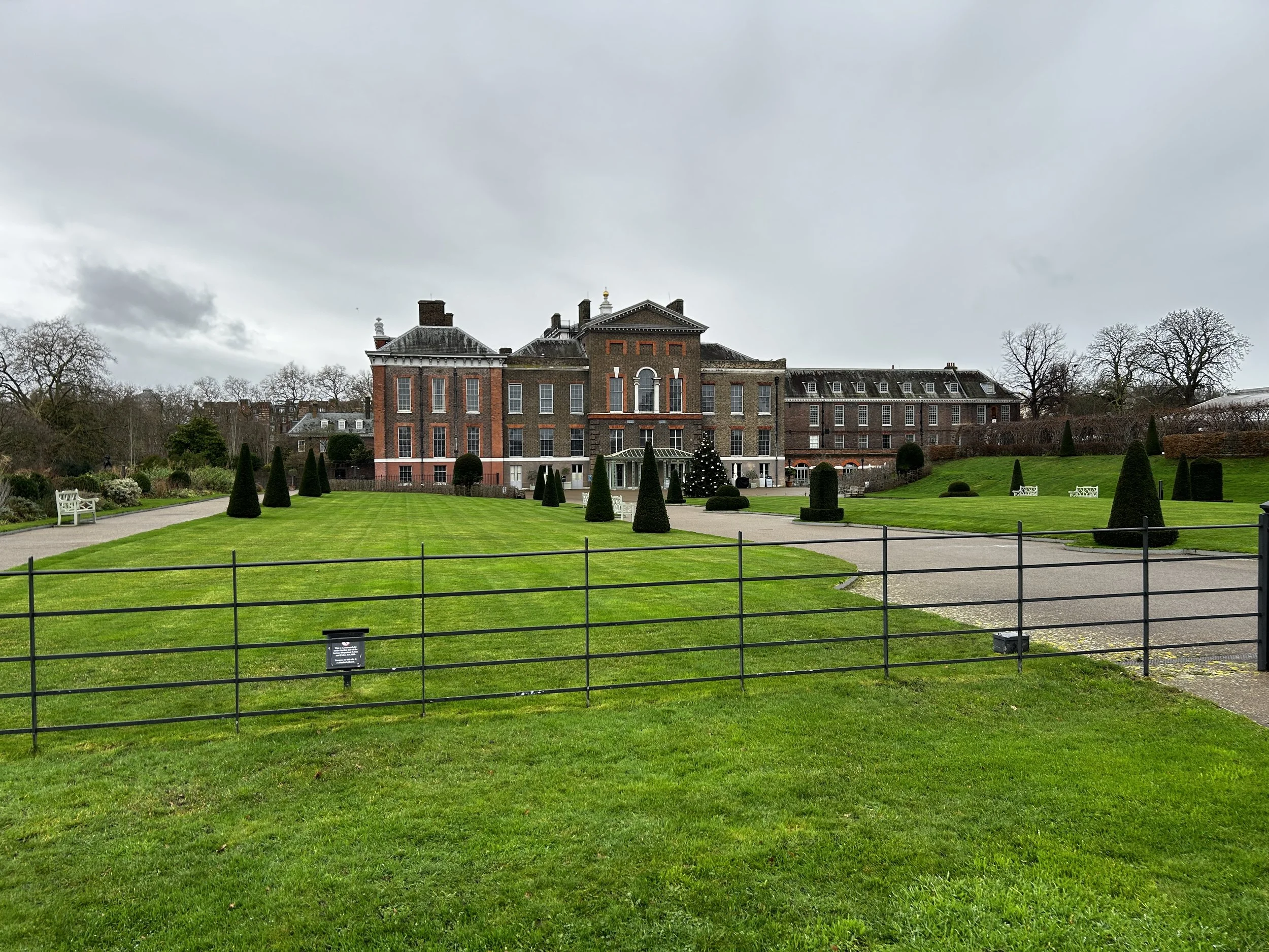 KensingtonPalace.jpg