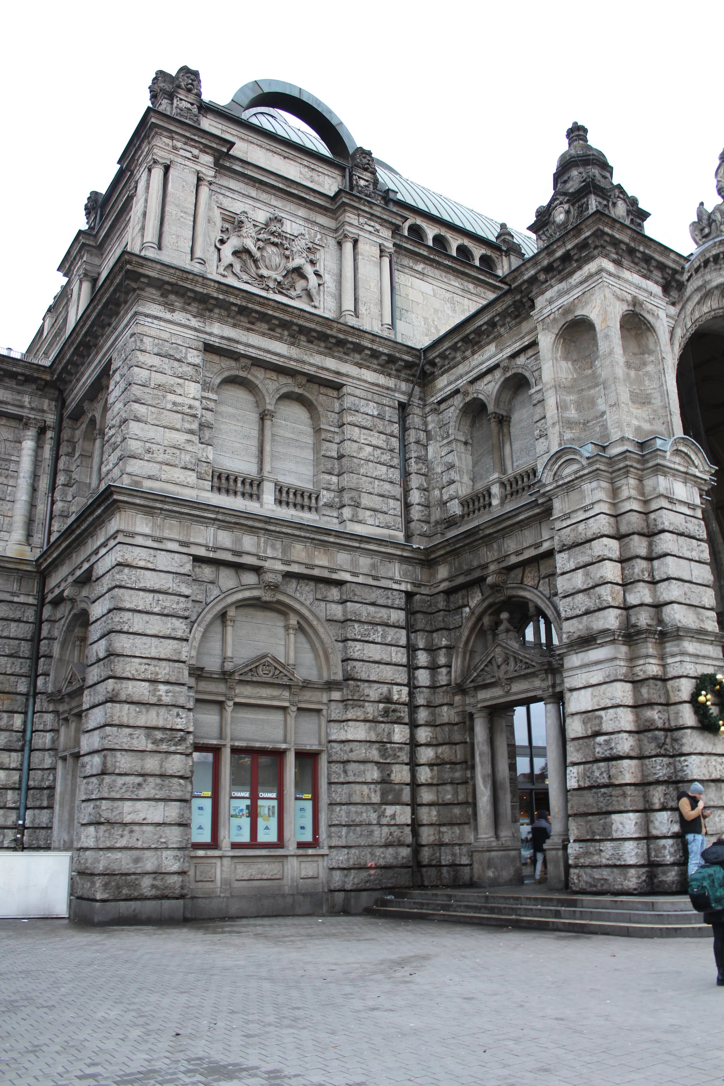 Nurnberg Central Station E.JPG