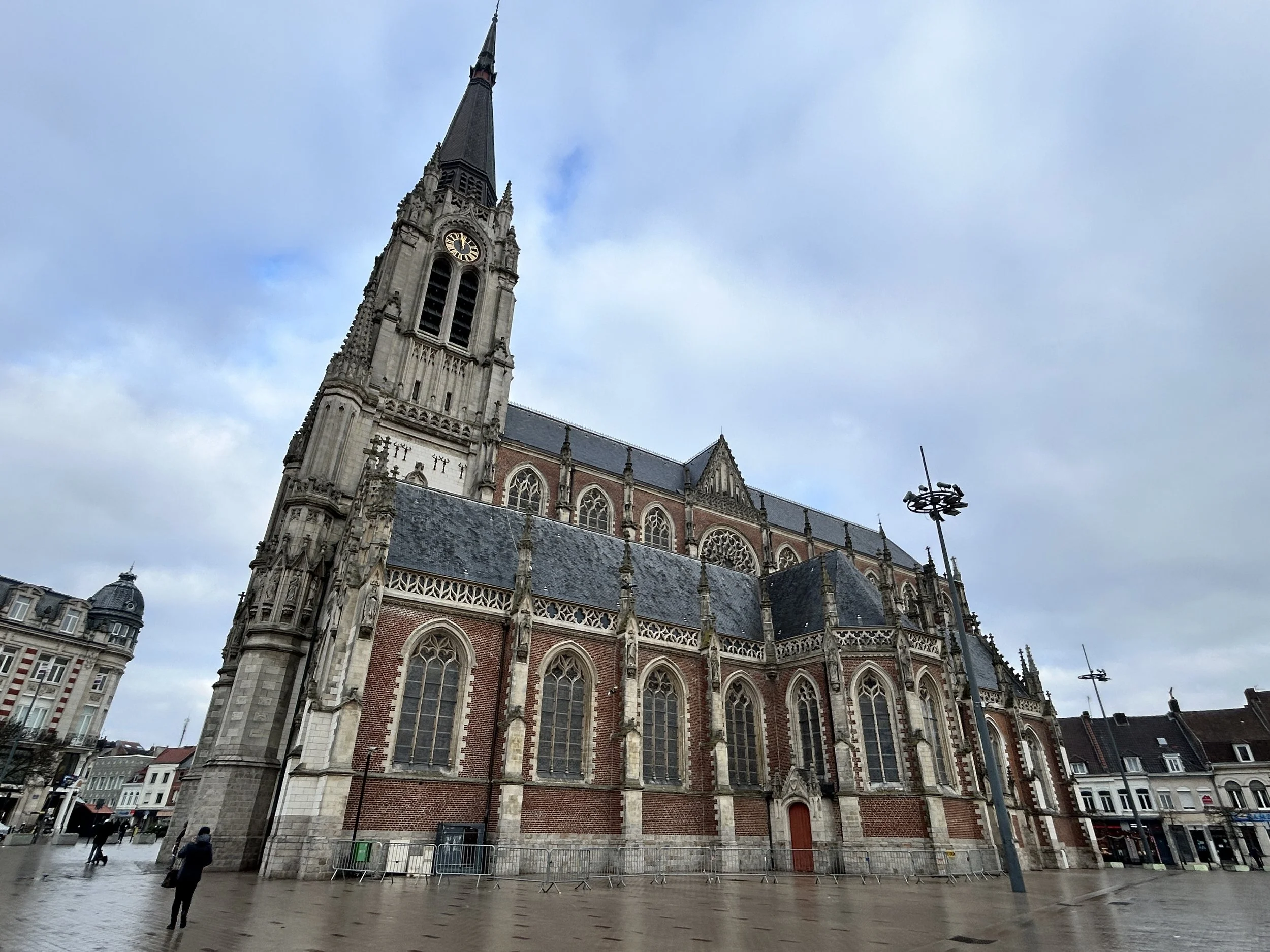 Église catholique Saint-Christophe à Lomme