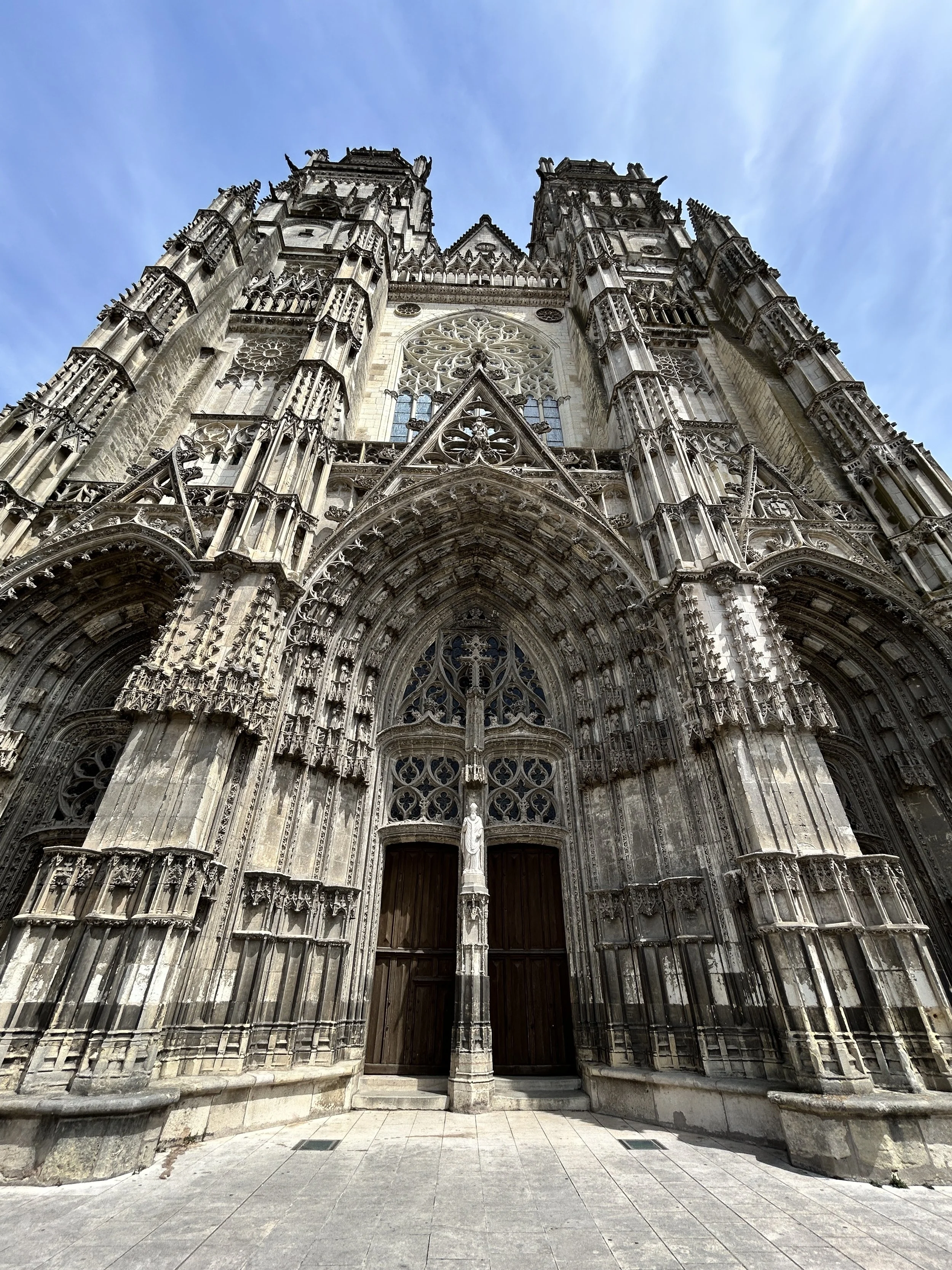 Tours 2026