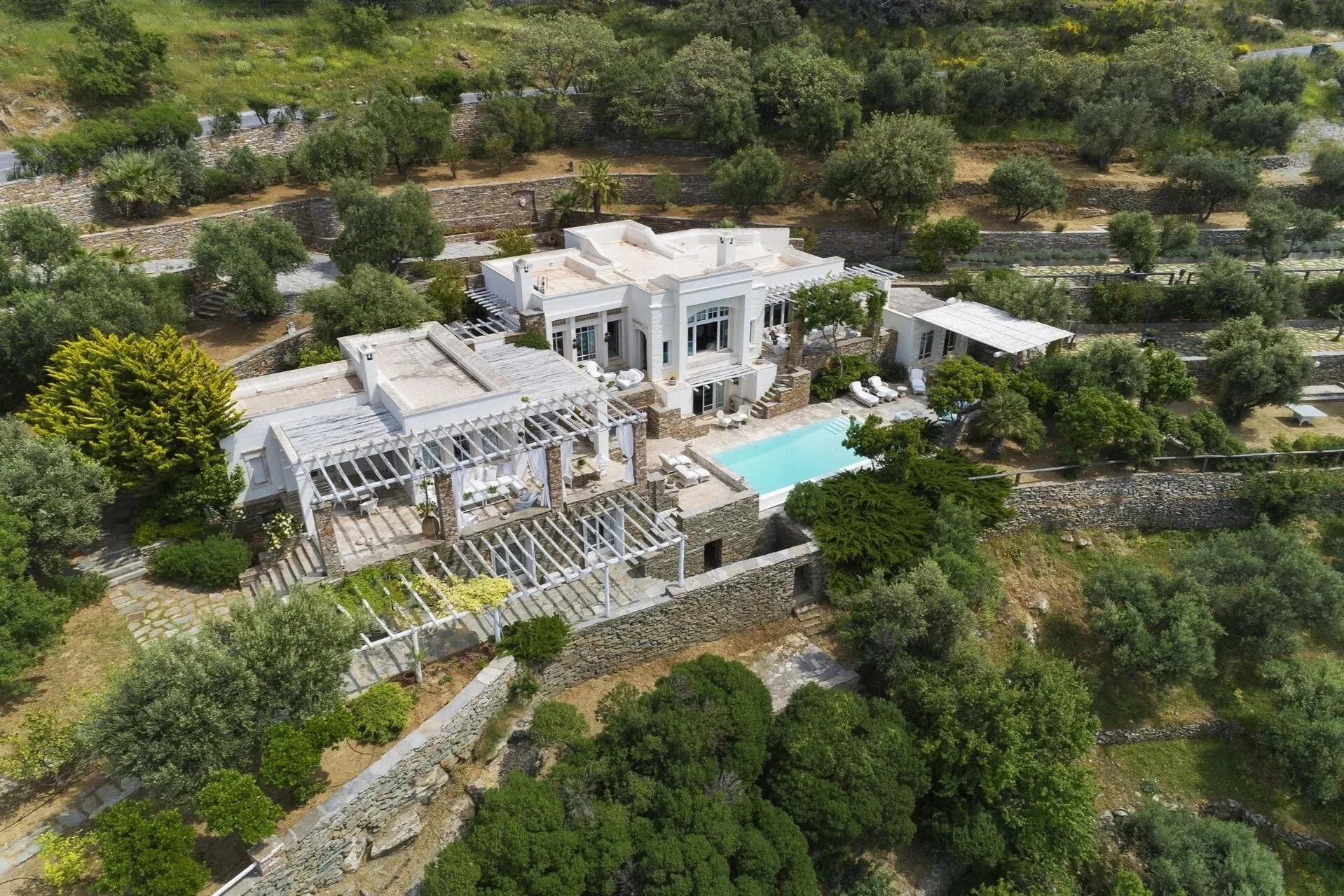 https___resources.christiesrealestate.com_images_non-mls-listing-images_371905270658209519_40772ab925cefaddfc51ba0a5f89d2c3.jpg