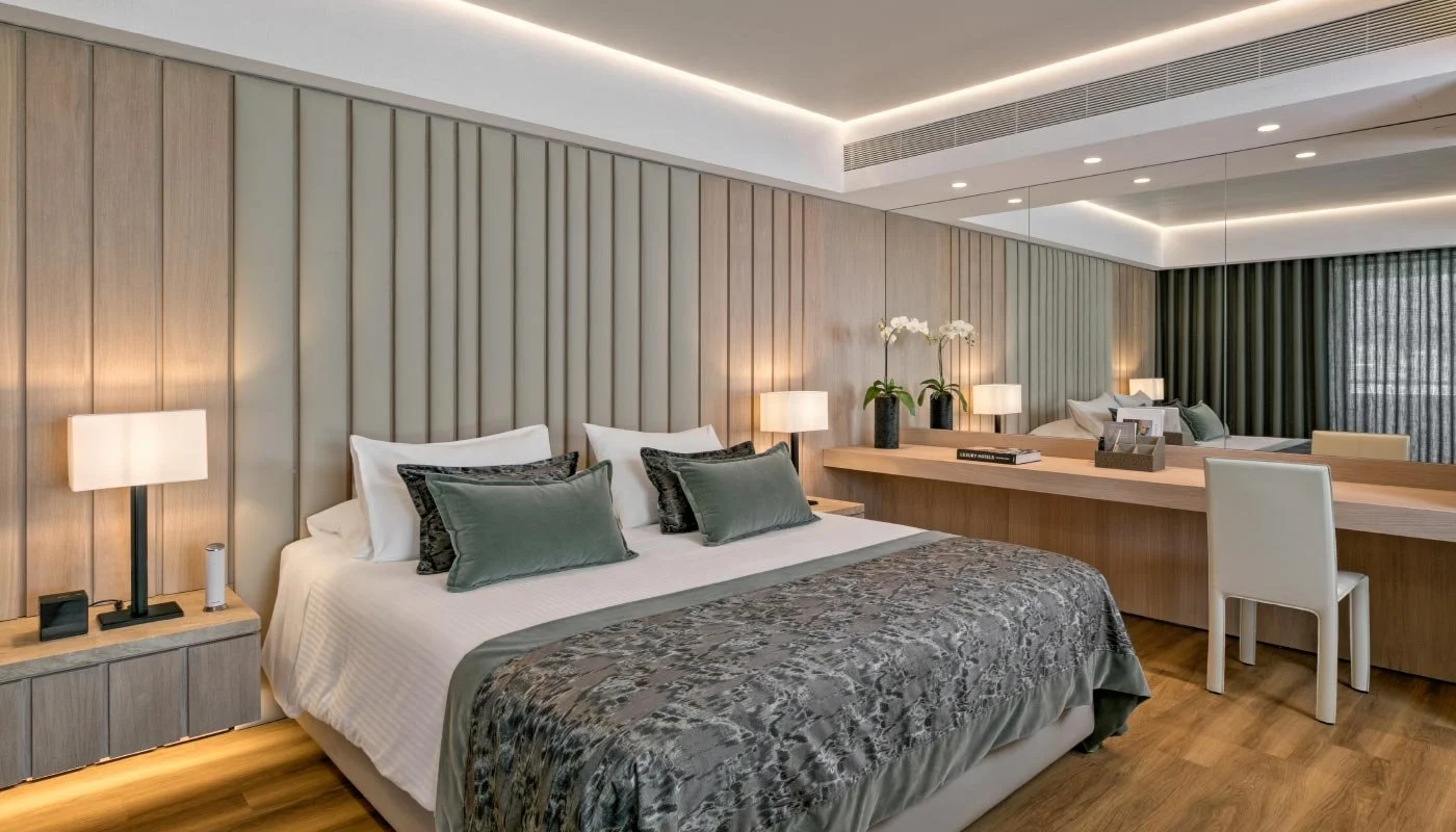 divani-palace-acropolis-executive-suite-bedroom-02.jpg