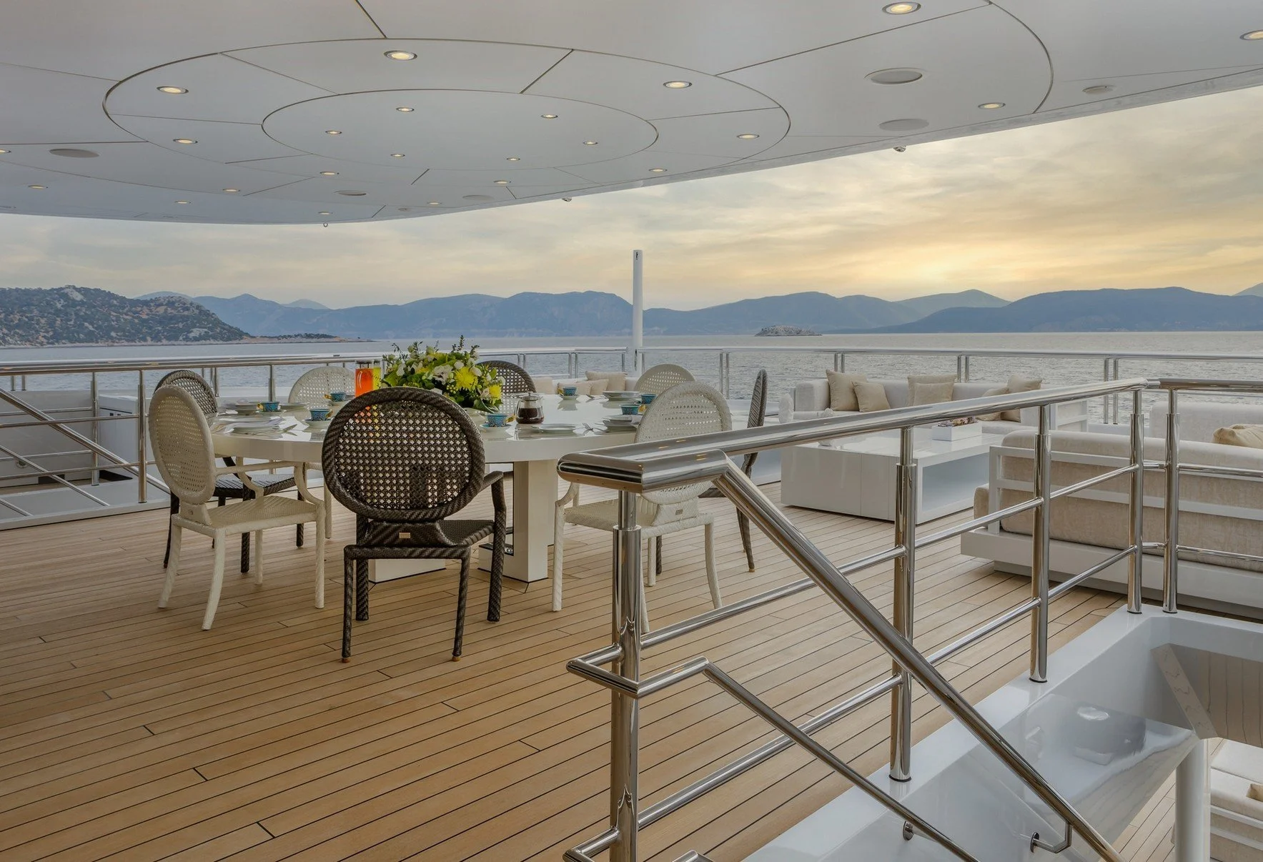 luxury-charter-yacht-lady-vera-28.jpg
