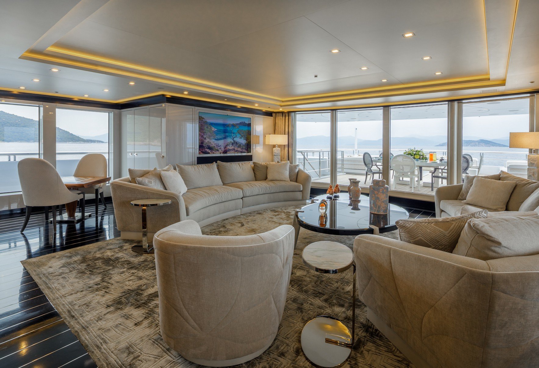 luxury-charter-yacht-lady-vera-7.jpg