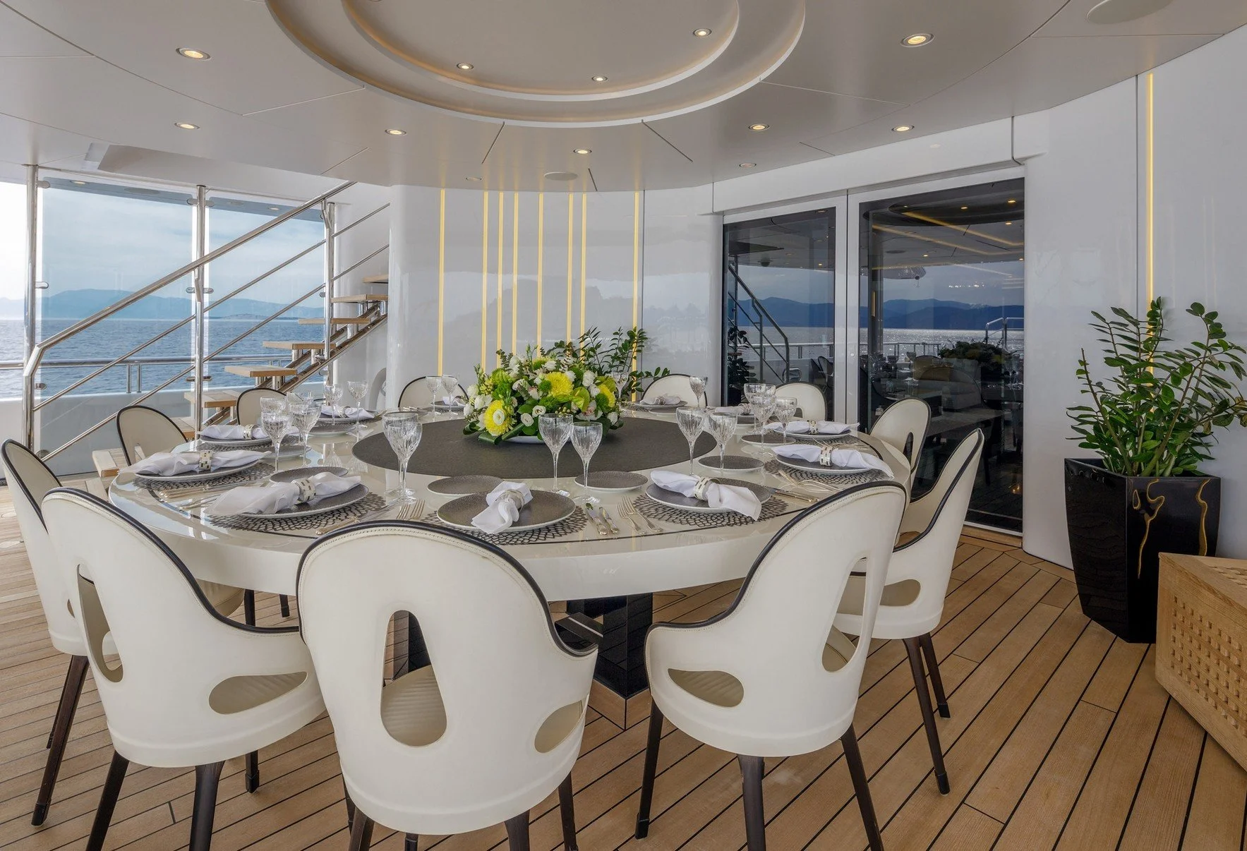 luxury-charter-yacht-lady-vera-26.jpg