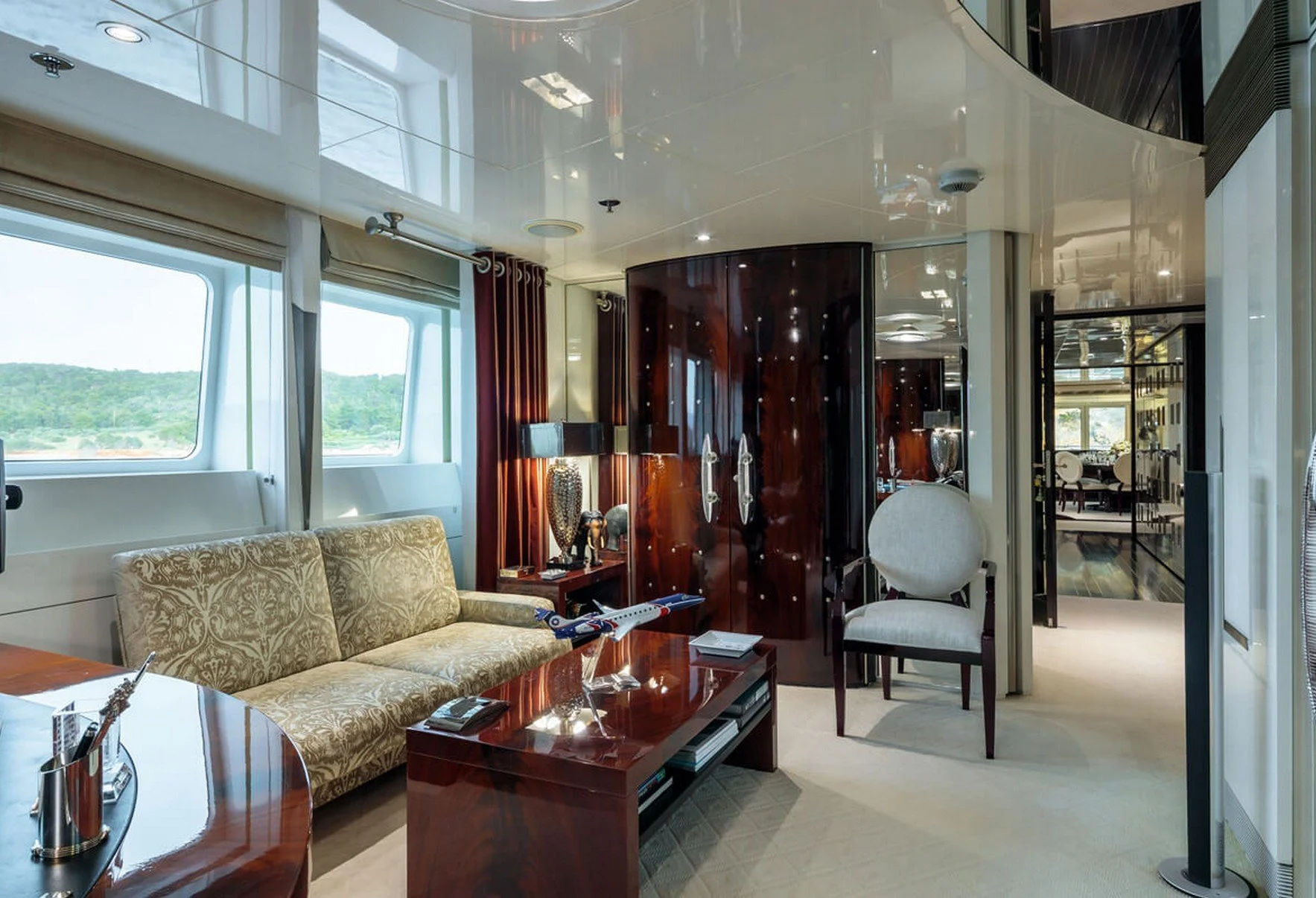 luxury-charter-yacht-vera-33.jpg