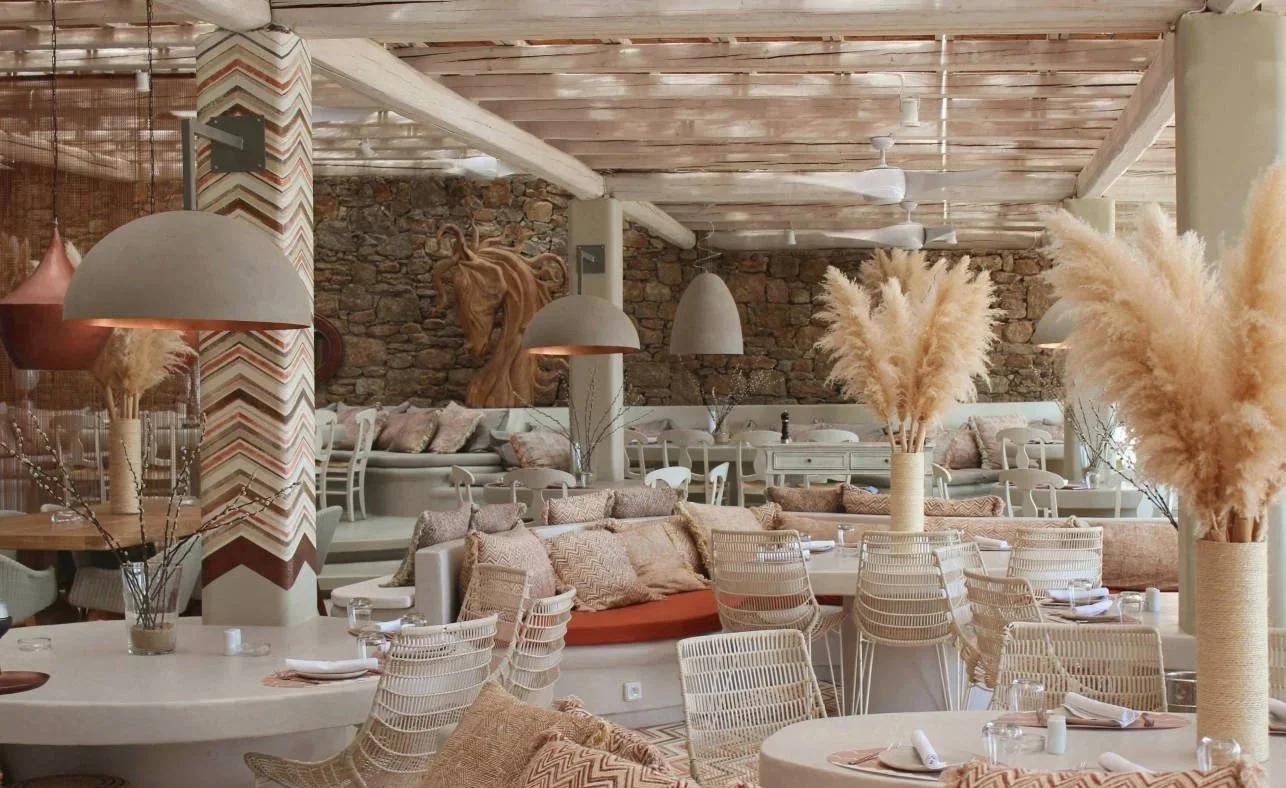 Mykonos_Luxury_Villas-20.jpg
