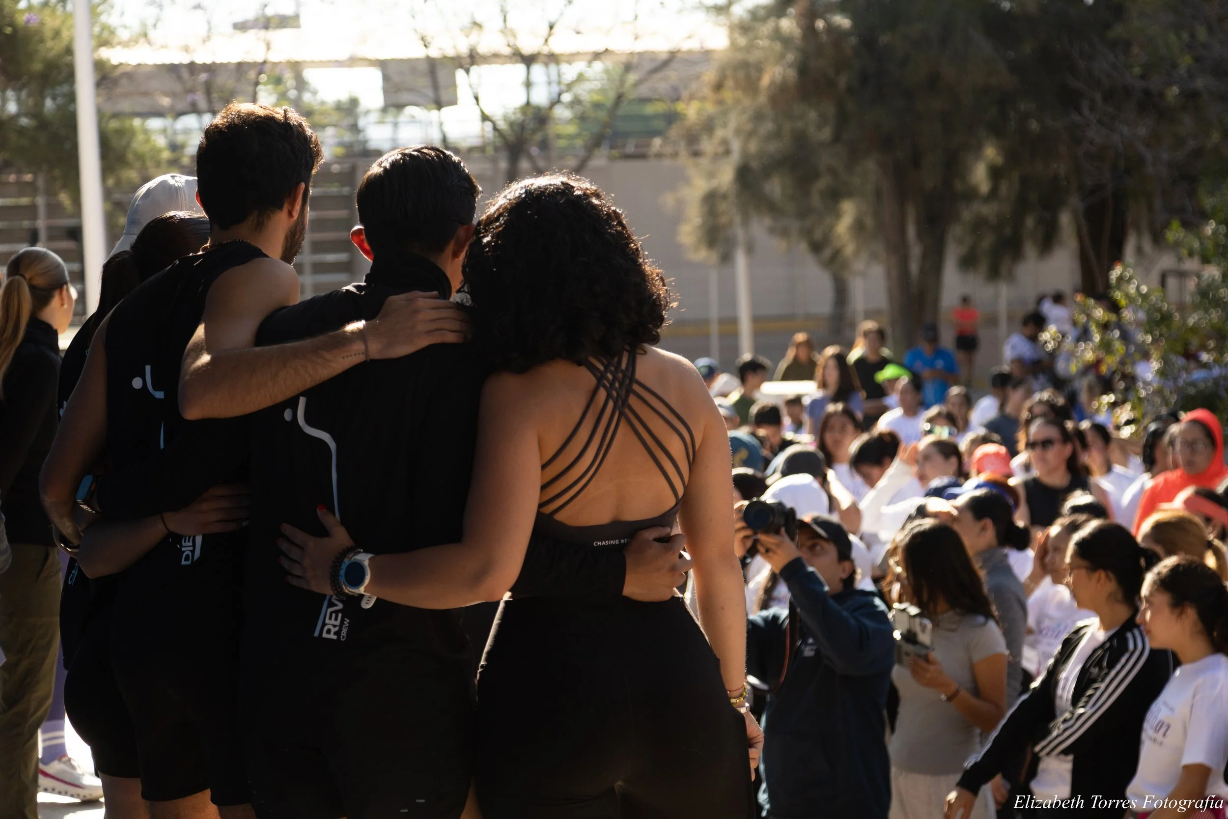 SOCIAL RUN CHASING REGRETS X SEJUVE QRO
