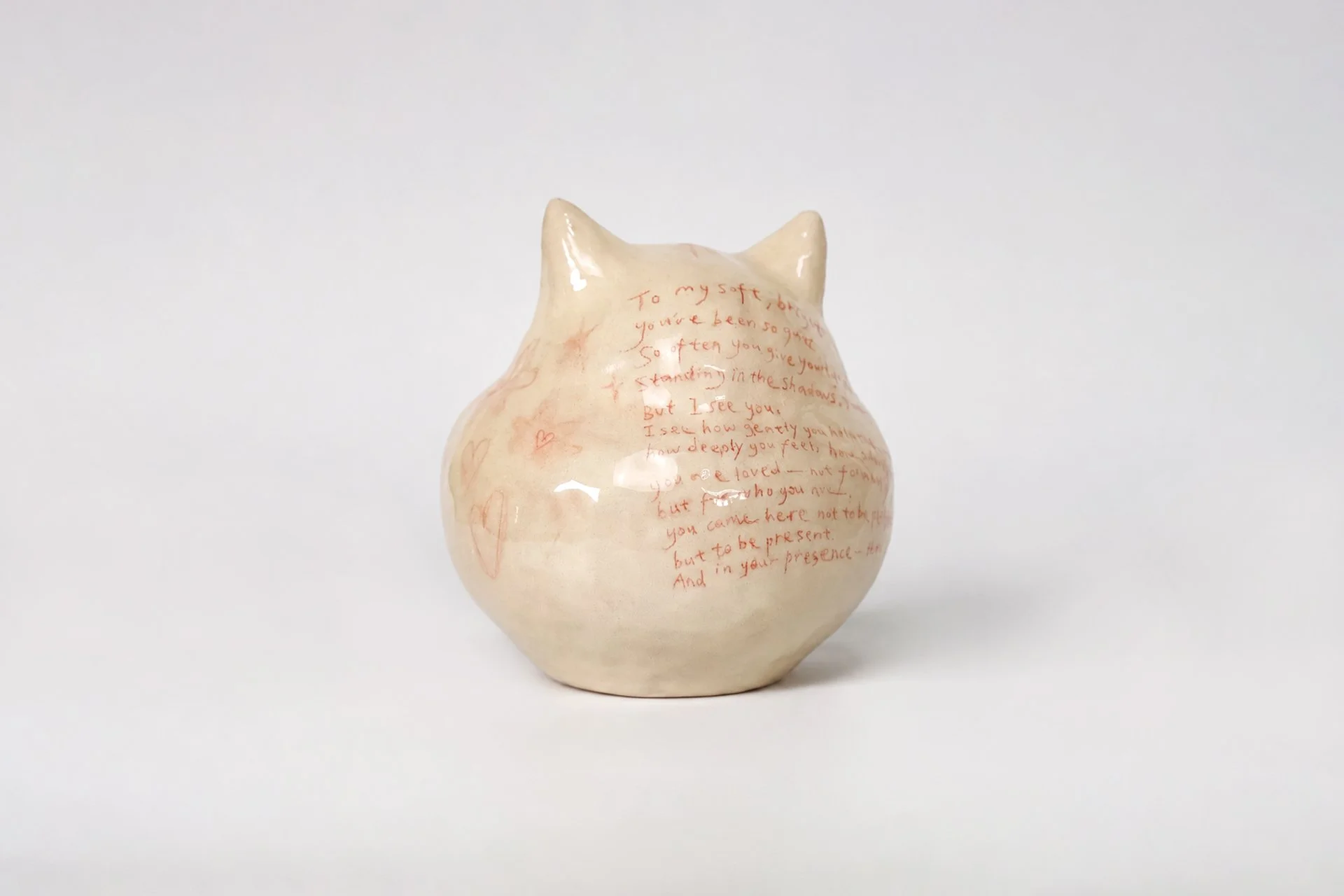 白燿毛怪 - love letter, 19x19x18cm, 陶土、釉料, 2025