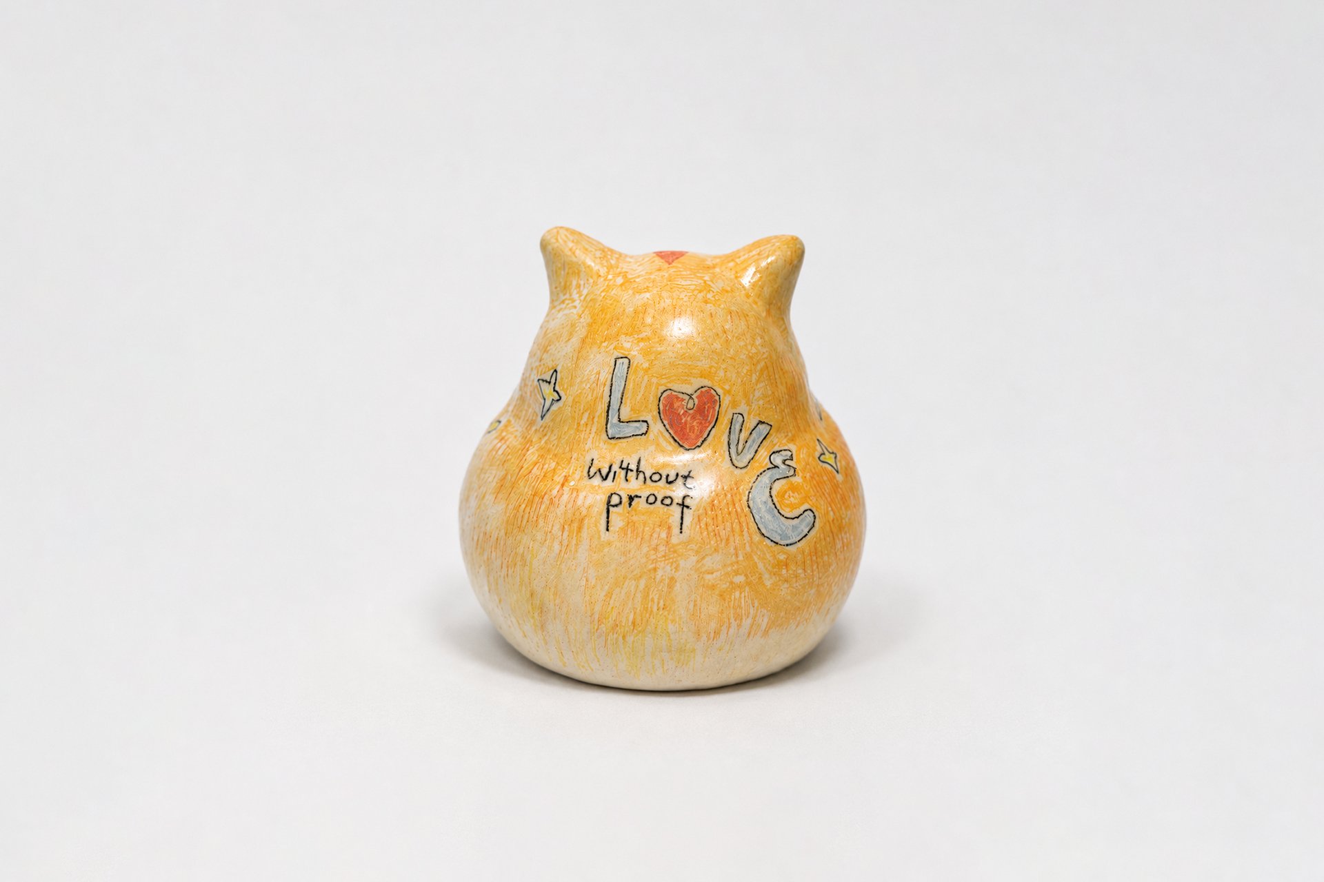 白燿毛怪 - Feed me love, 15x15x15cm, 陶土、釉料, 2025 / ( Sold, 私人收藏 )